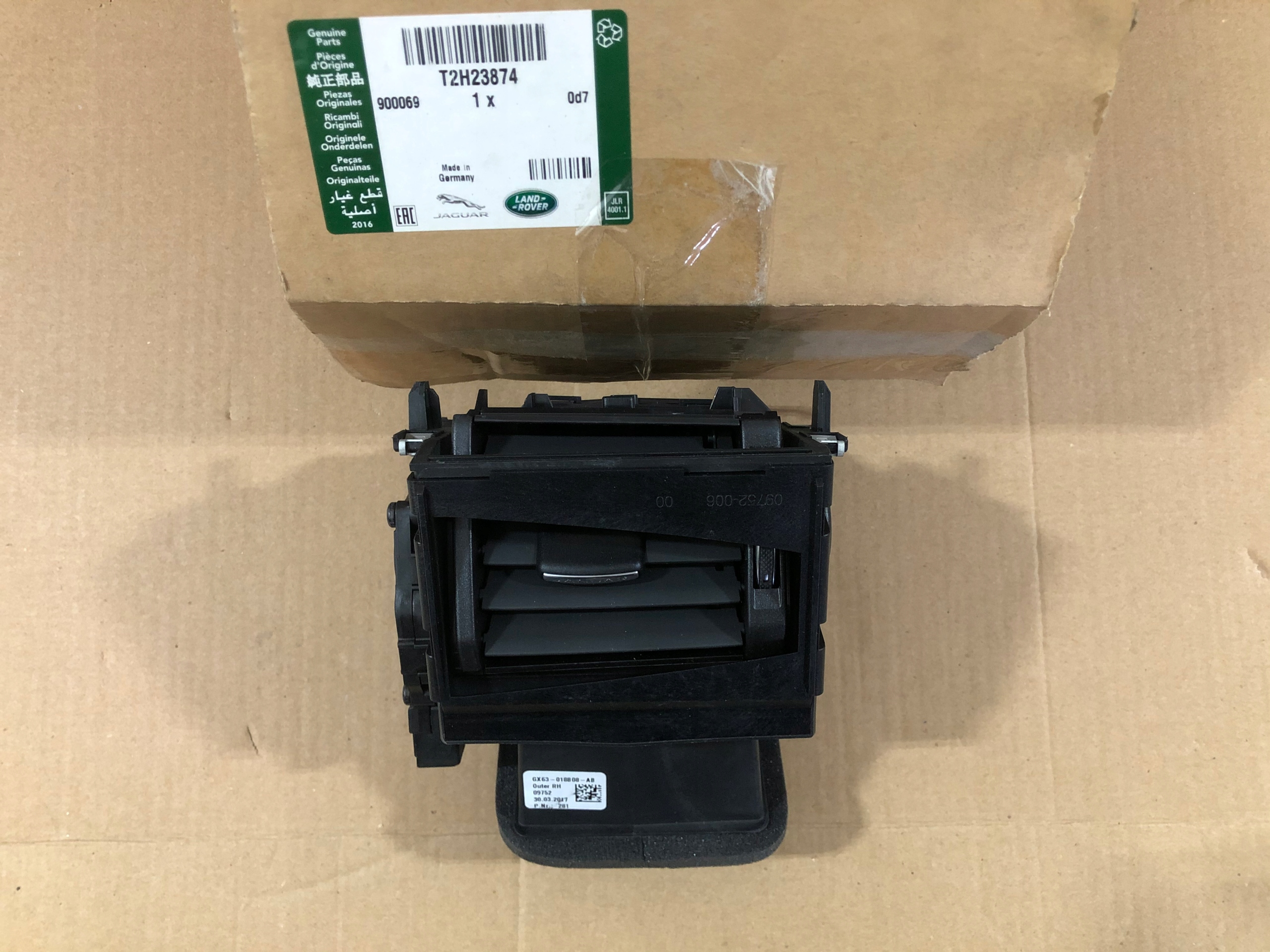 JAGUAR XF (X260) KRATKA NAWIEWU Stan opakowania oryginalne