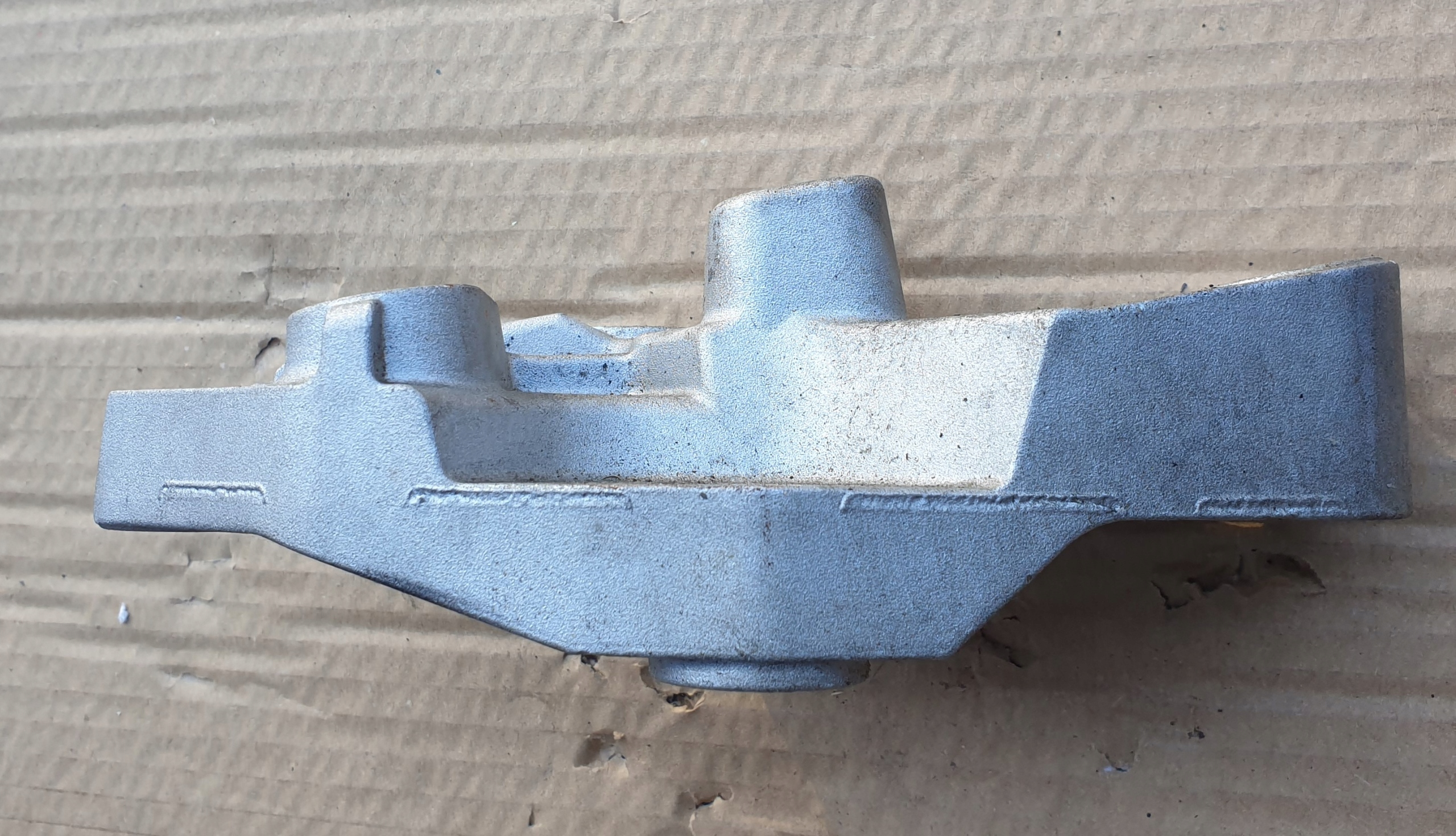 Stütze Getriebehalter getriebe VOLVO XC40 2.0 D4 OE