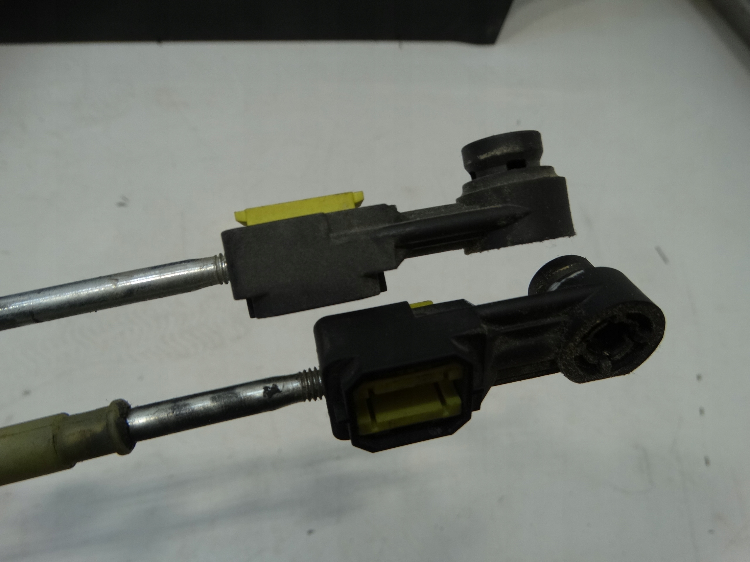 Câble du levier de vitesse Mécanisme levier vitesse Engrenage OPEL INSIGNIA A 2008-2017R. 9615045B