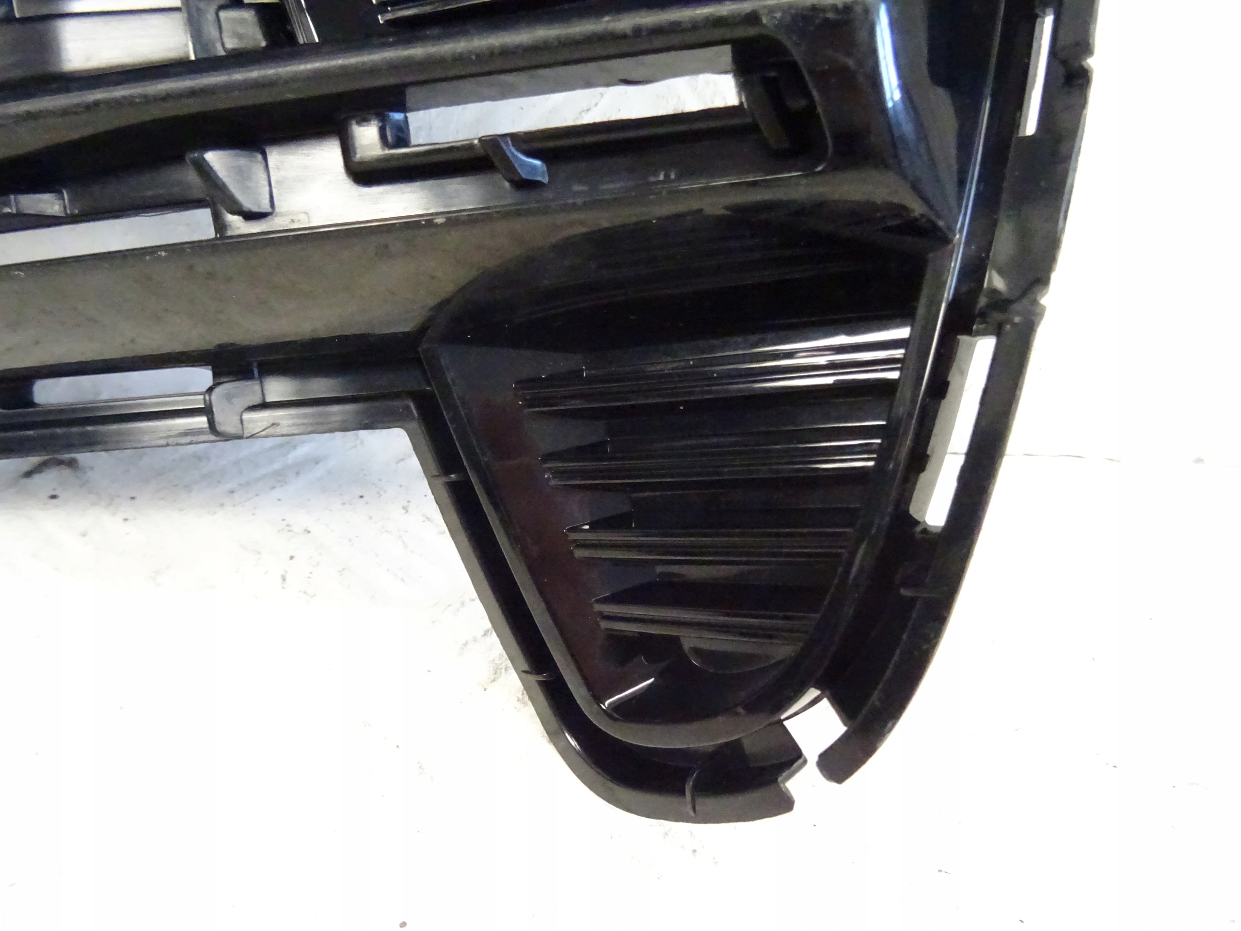grid of a bumper front front right BYD SEAL U LIFT 2803114
