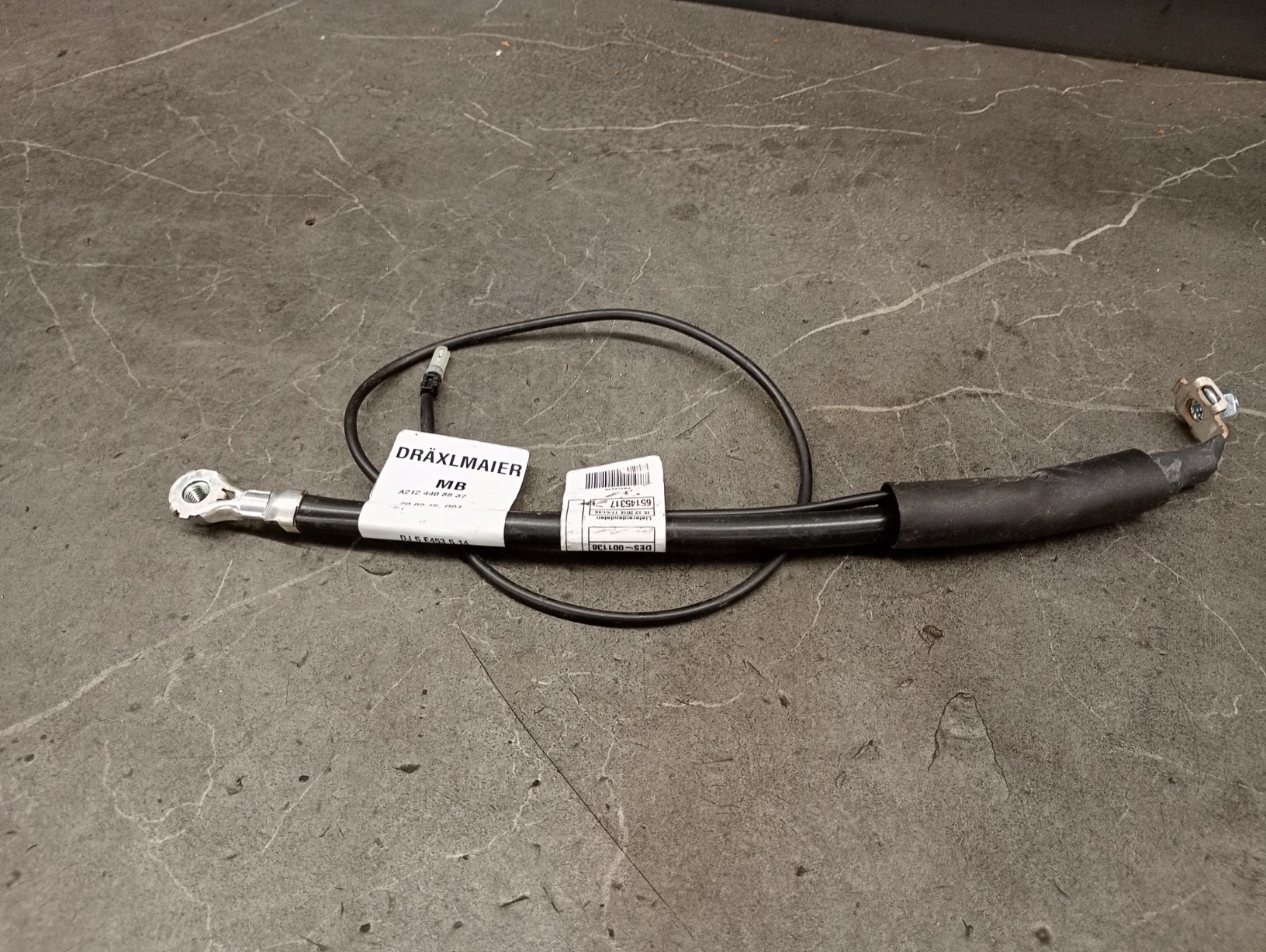 a2124408837 przewod masowy mercedes W212