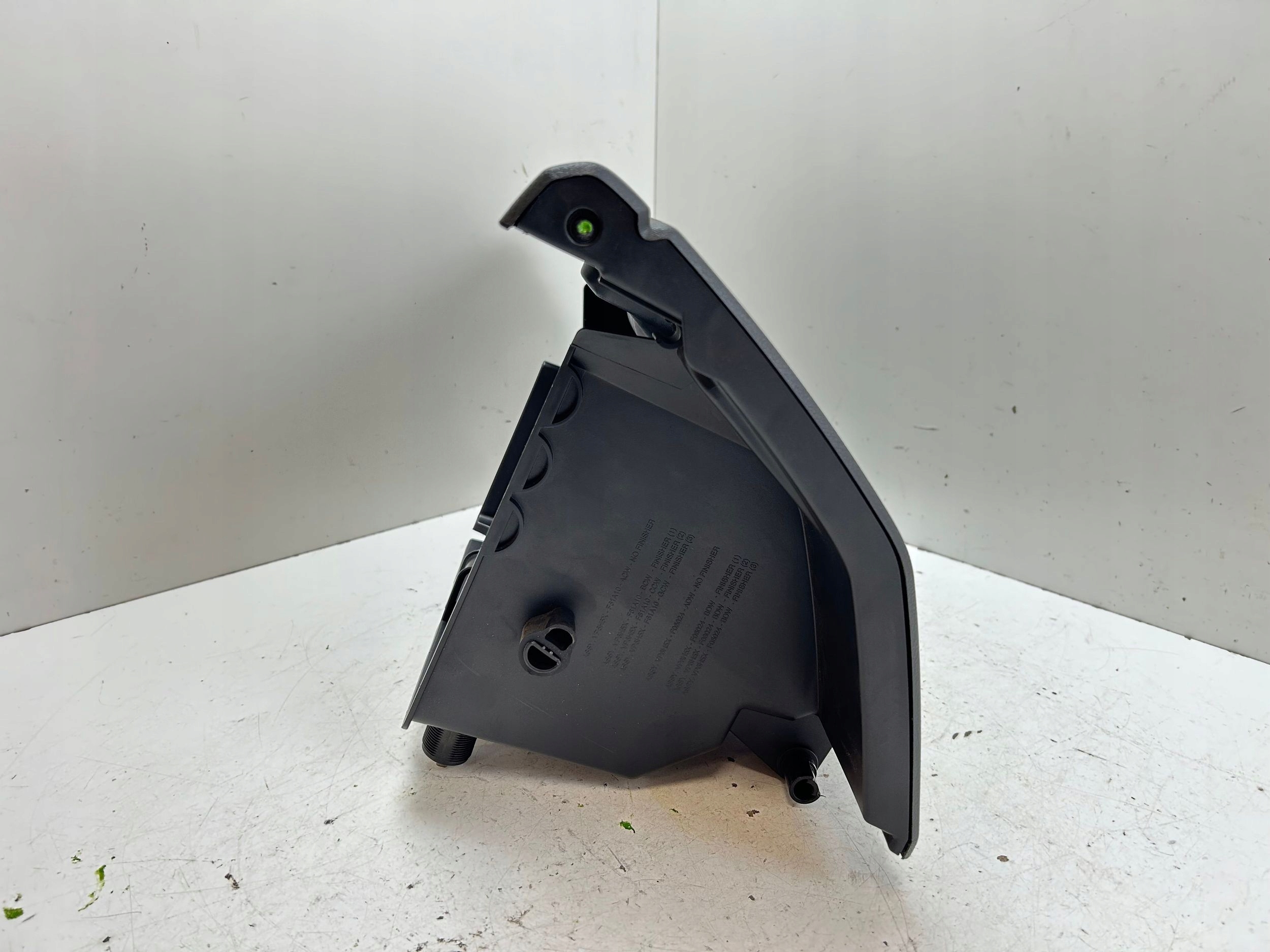 бардачок пассажира LAND ROVER Freelander II европа