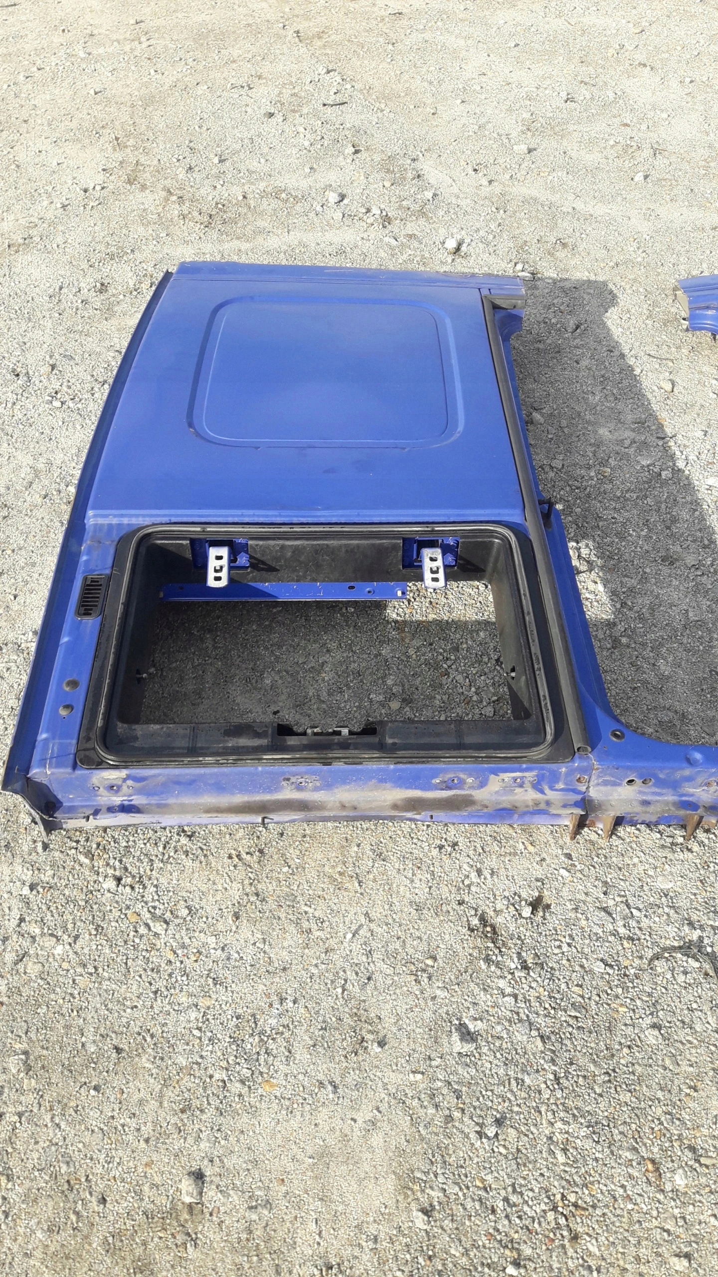 VOLVO FH12 FH13 FM BOK KOPERTA KABINY Producent części Volvo OE