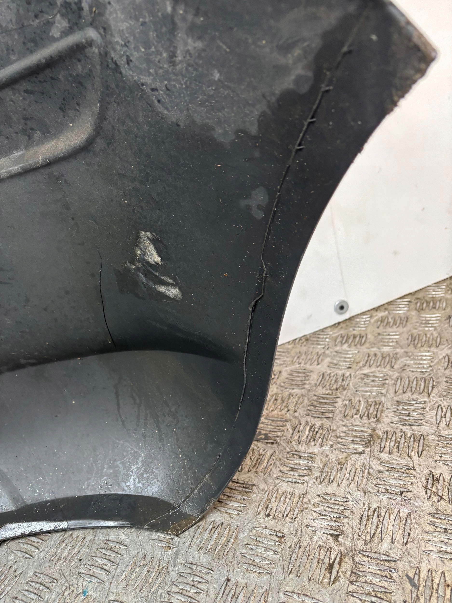 lökhárító far hátsó OPEL CORSA D 5D