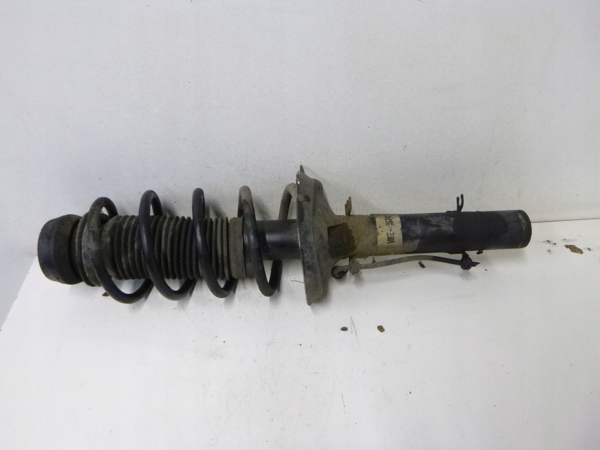shock absorber front Volkswagen Golf IV 1.6 01r.