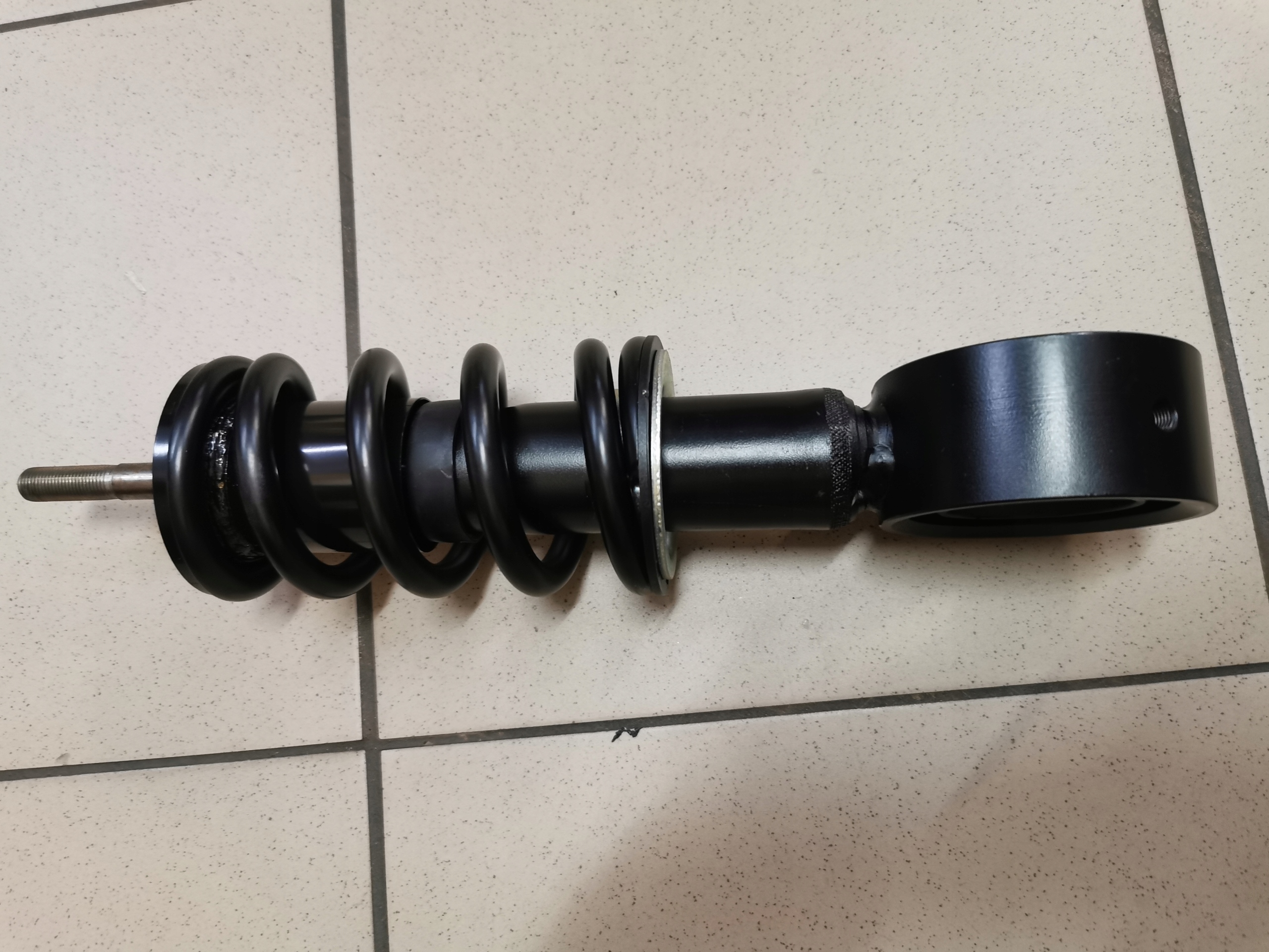 MONROE AMORTYZATOR KABINY RVI RENAULT CB0068 Rodzaj Olejowe