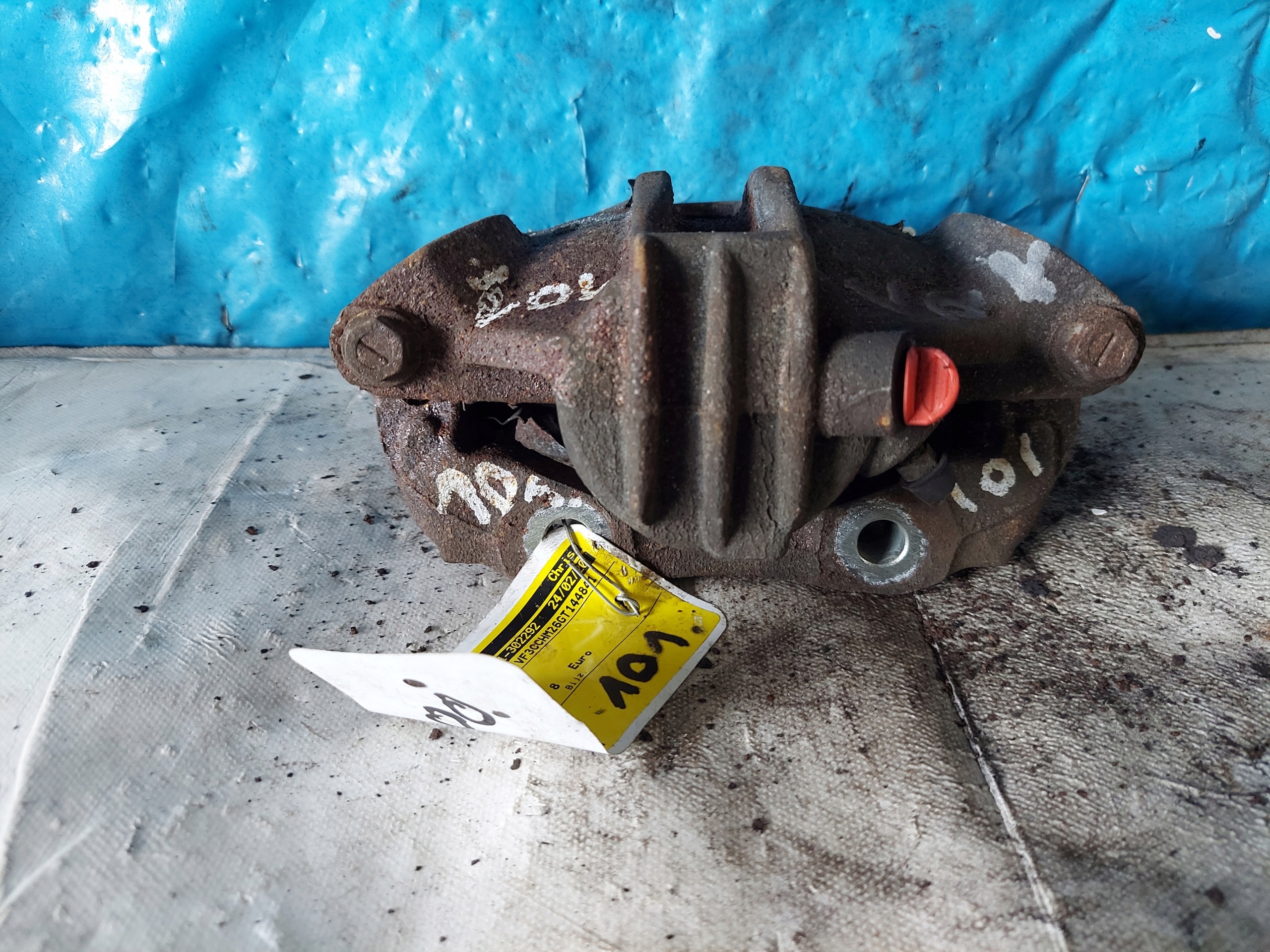 caliper PEUGEOT 208 2016 R 1.1 B PP BOSCH0204Y01132