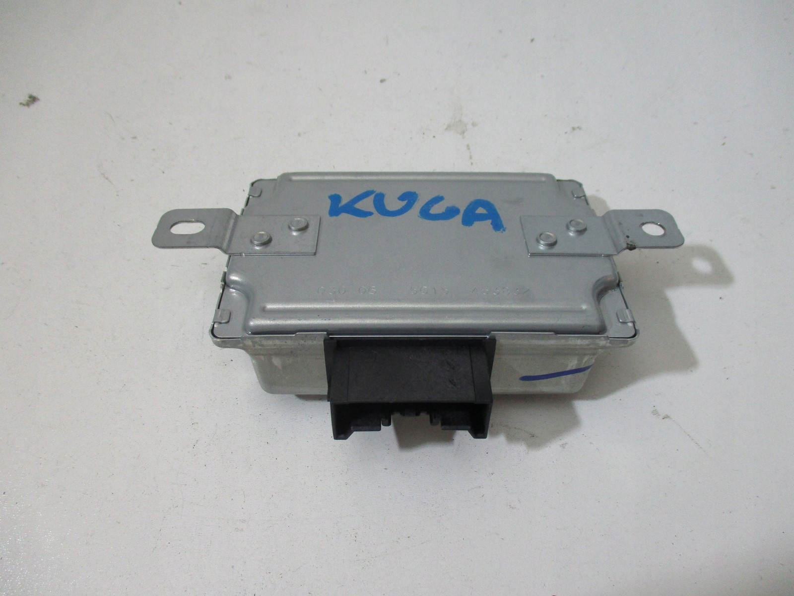 Moduł sterownik napięcia Ford Kuga DT1T-14B526-AA