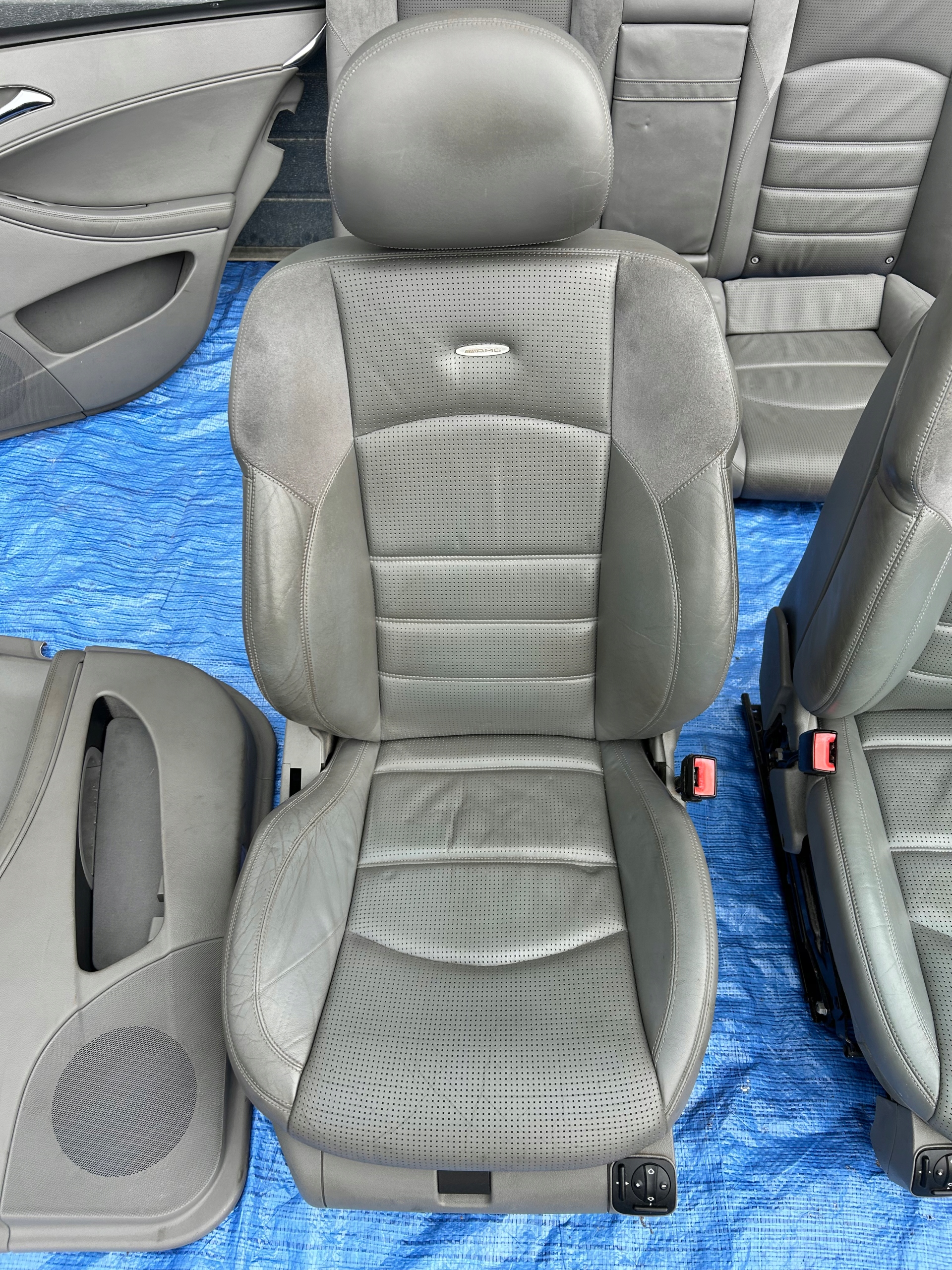 MERCEDES CLS 55 AMG W219 seats side KOMPLET leather grey