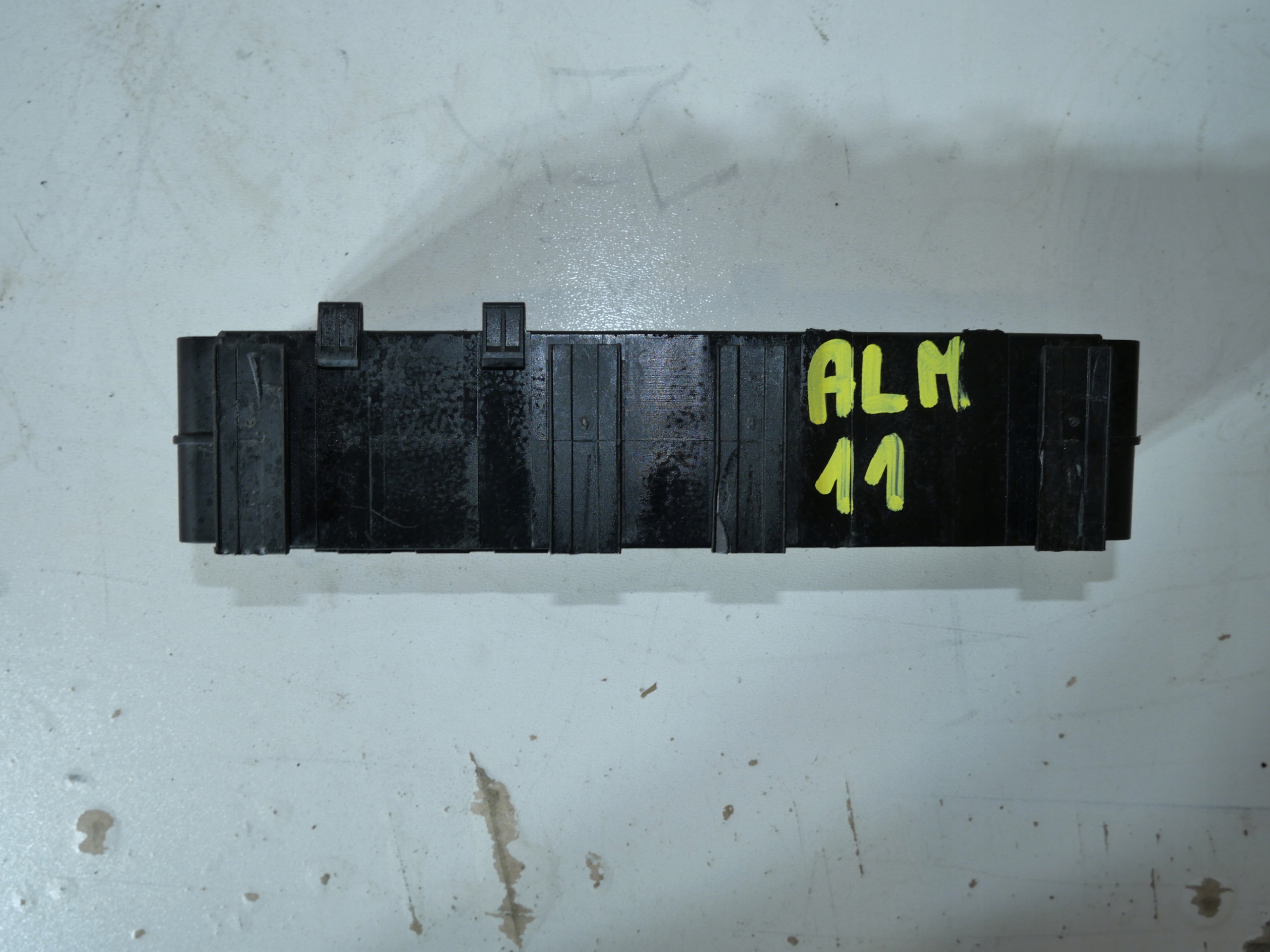 VW T4 Module fusibles 7D0937517