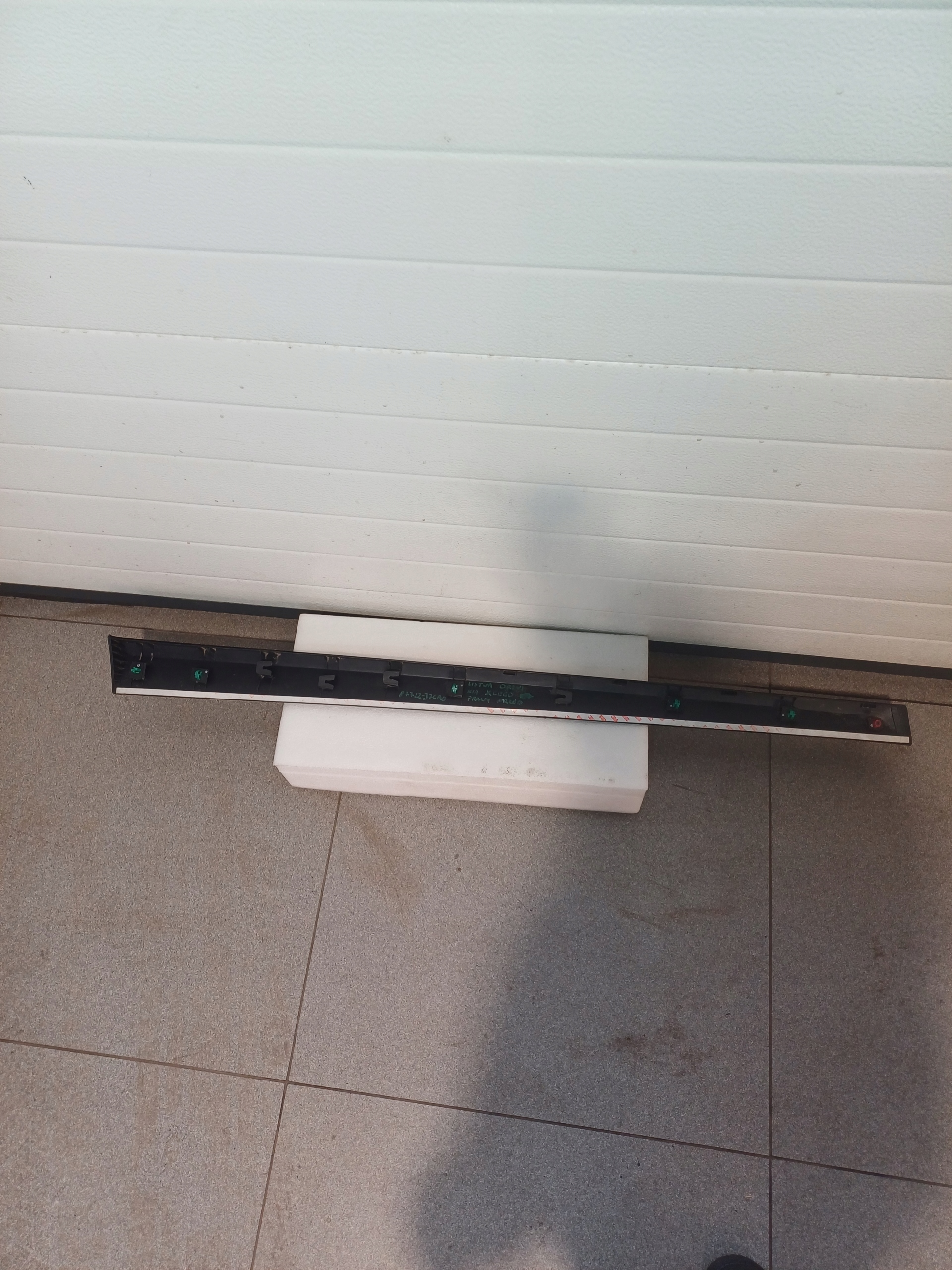 moulding door right front front KIA XCEED 87722-J7CA0