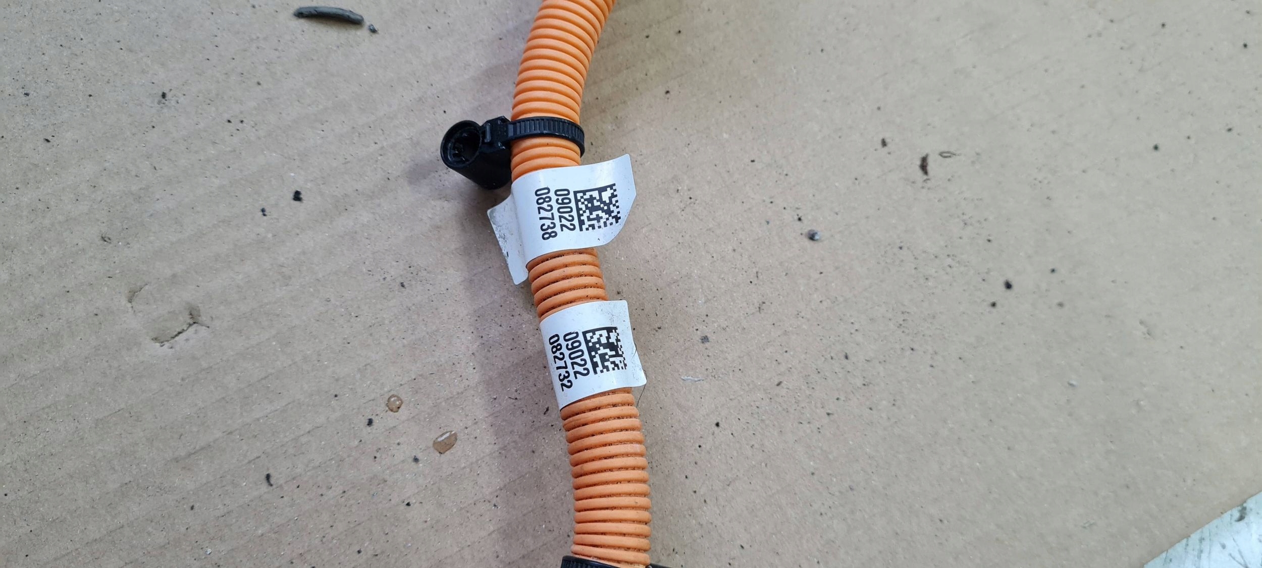 Chrysler Pacifica 2022 wiring KABEL bundle 3.6 HYBRYDA P68477076AB