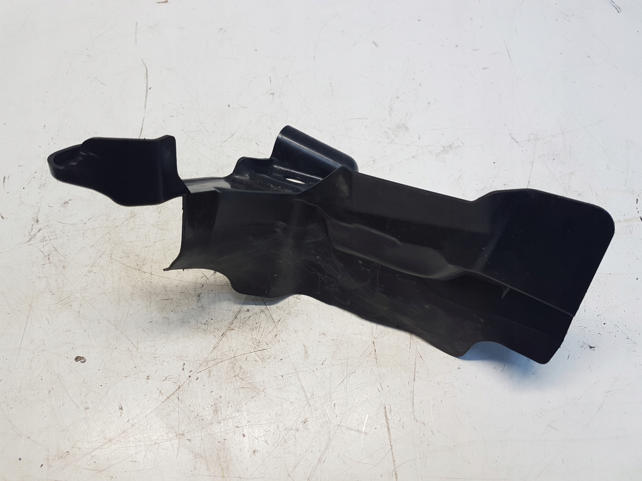 VOLVO XC40 cover podluznicy right front 31497881