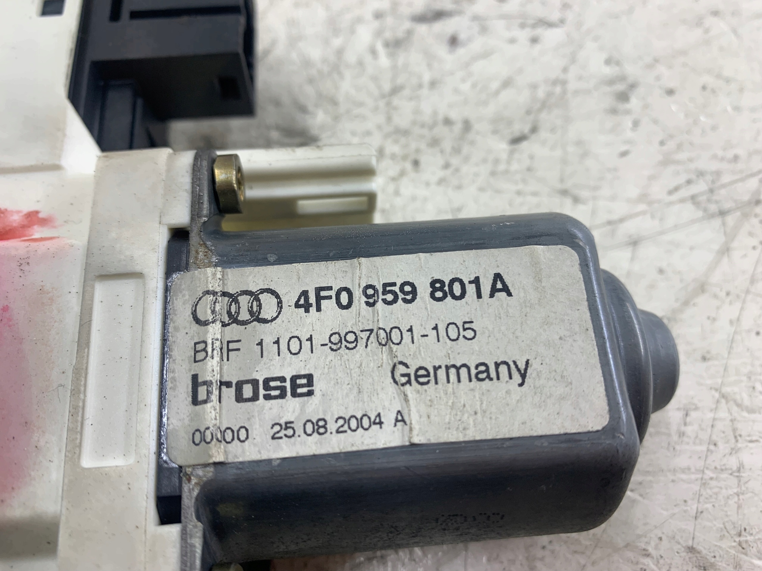 AUDI A6 C6 mini motor windows left rear part 4F0959801A