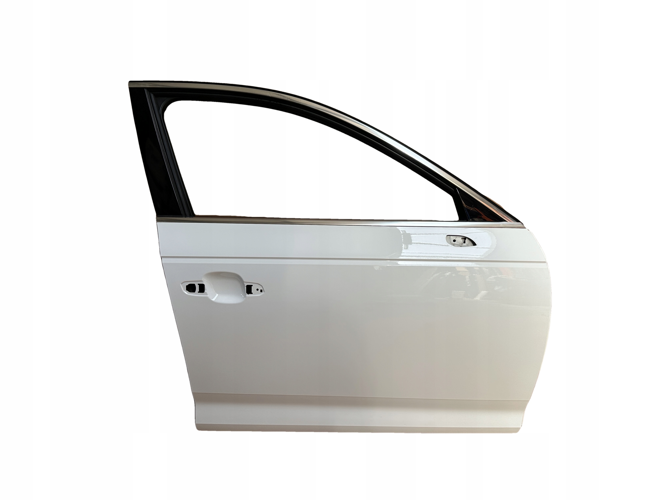 AUDI A4 8W B9 door right front LY9C