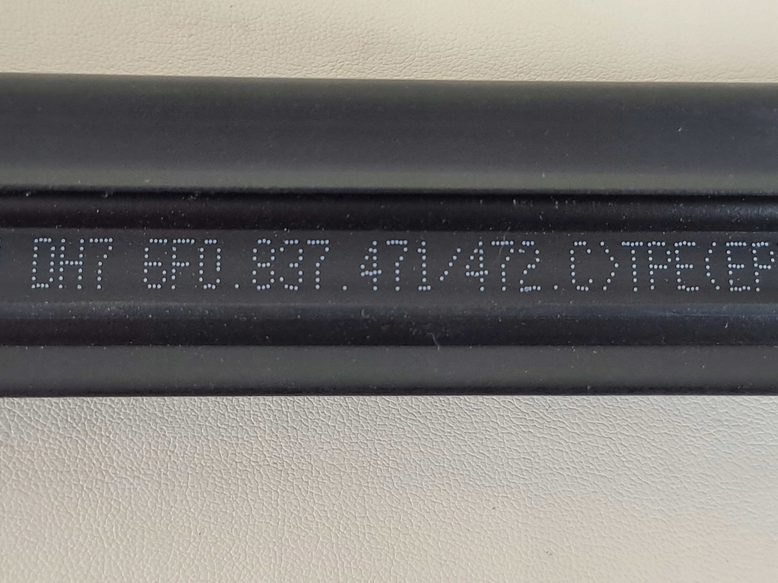 moulding dust door inner right front SEAT ARONA FR LIFT 2024r