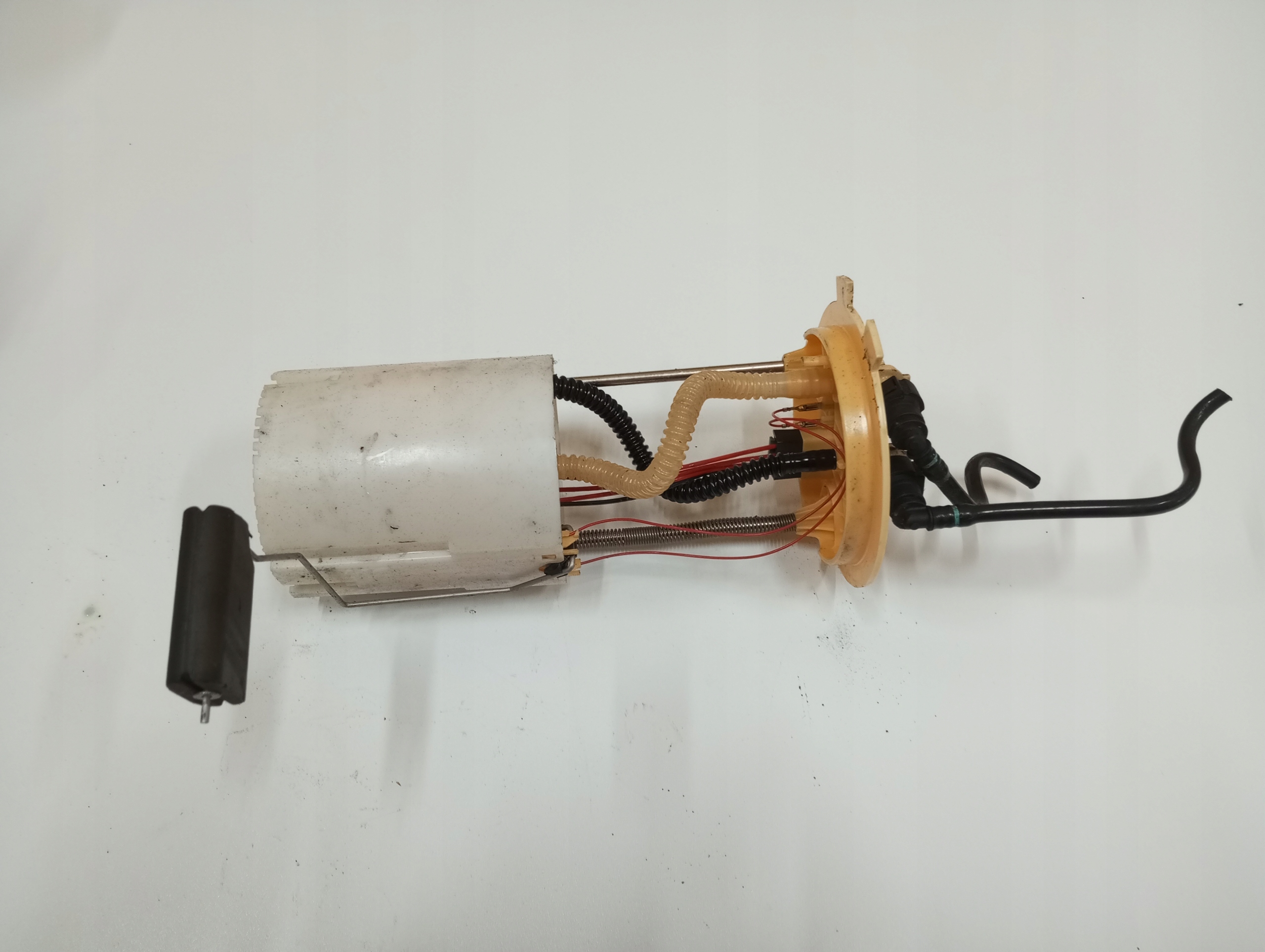 feed pump DO tanks NISSAN RENAULT 17040-HV80A