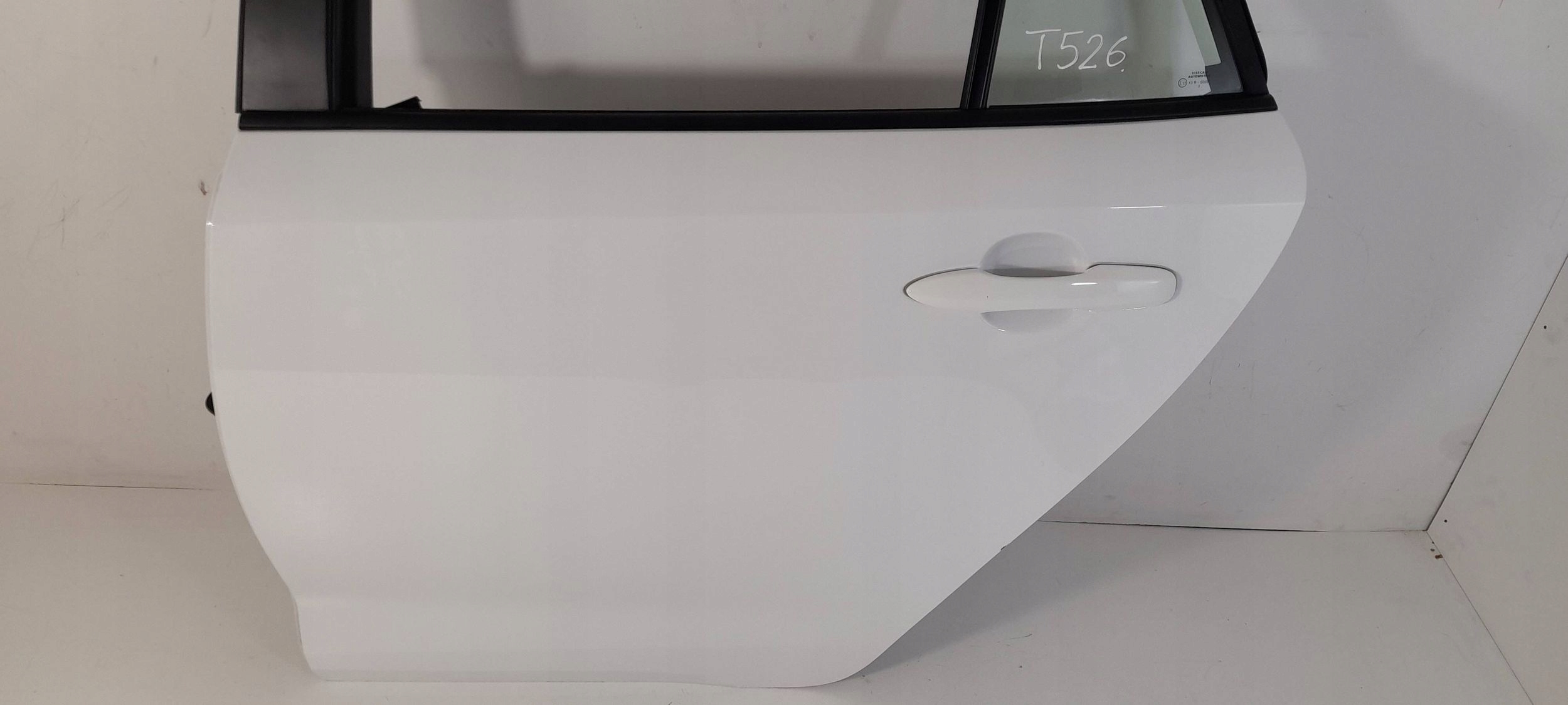 Toyota Corolla E21 Kombi door rear. left (T526)