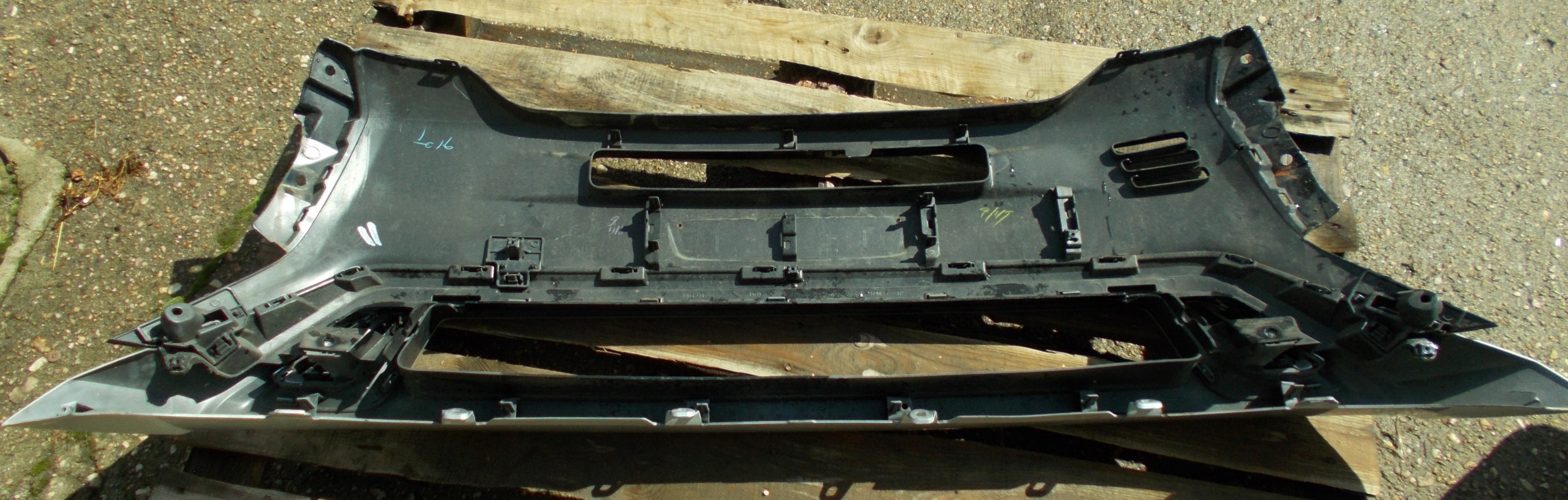 MITSUBISHI OUTLANDER 21R bumper cap front