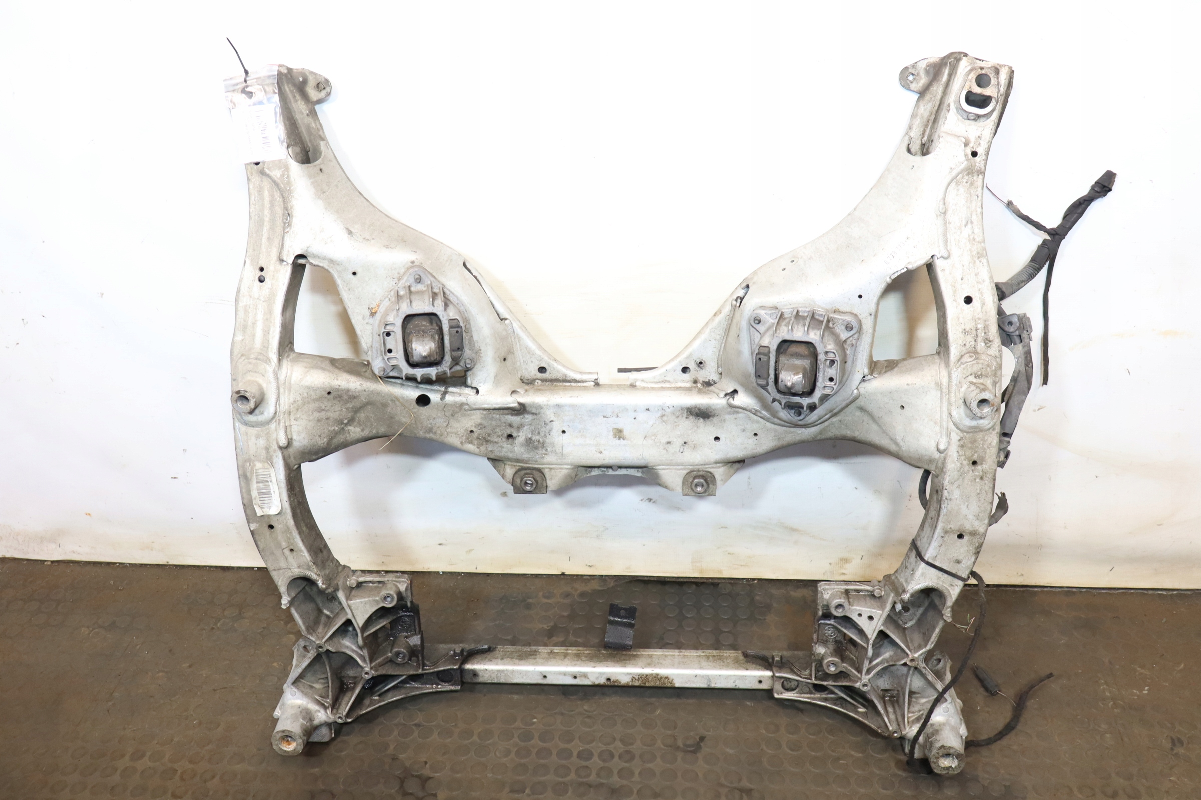 SANKI PRZÓD BMW 6 640D F06 3.0D GRAN COUPE