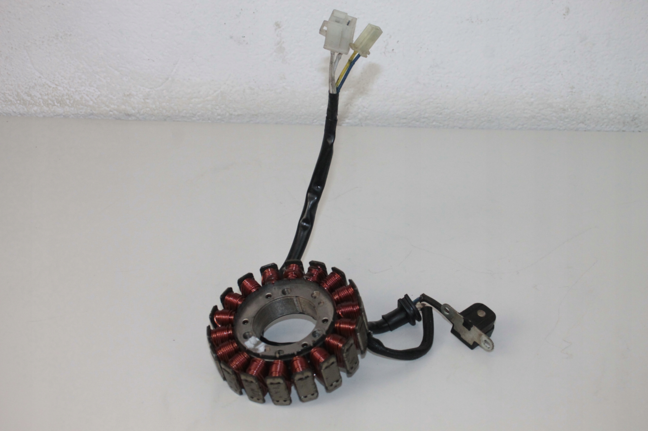 THUNDER600 39 - YAMAHA YZF 600 THUNDERCAT ГЕНЕРАТОР СТАТОРА