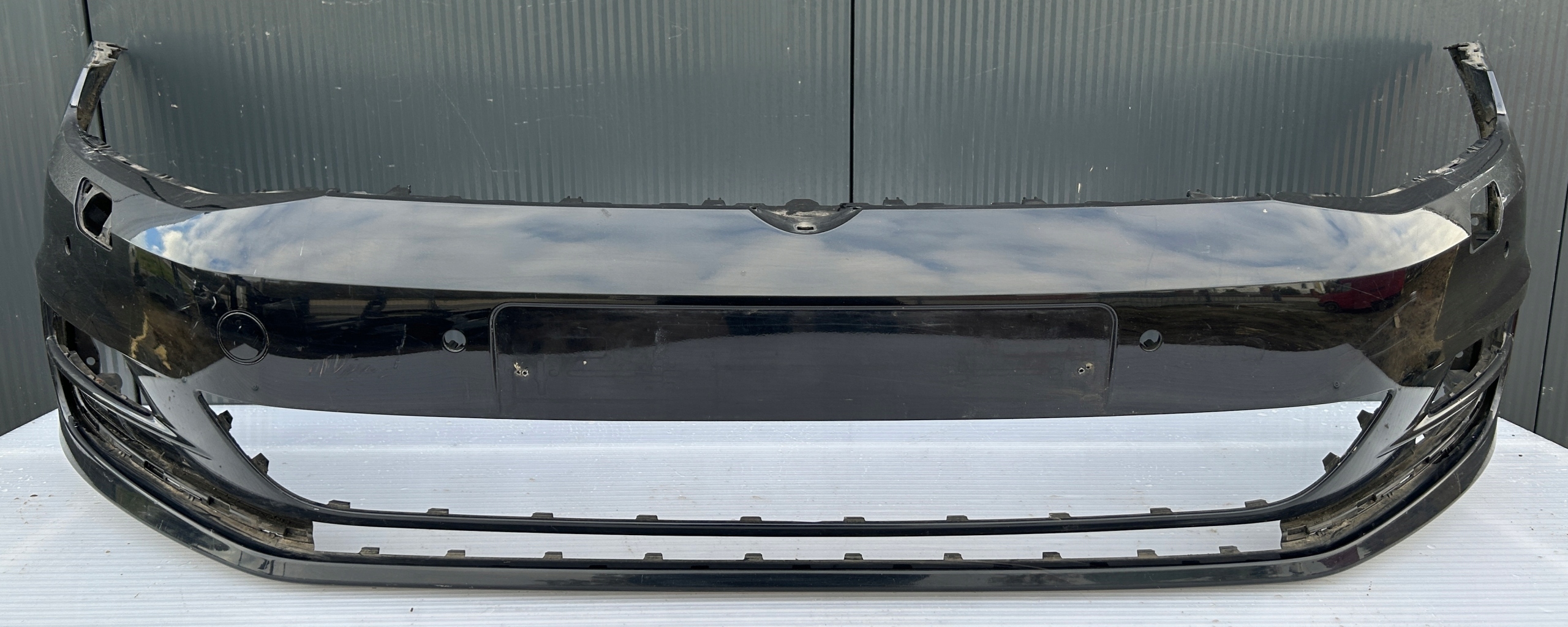 branik prednji dio prednji VW GOLF VII 12- 6X PDC perači