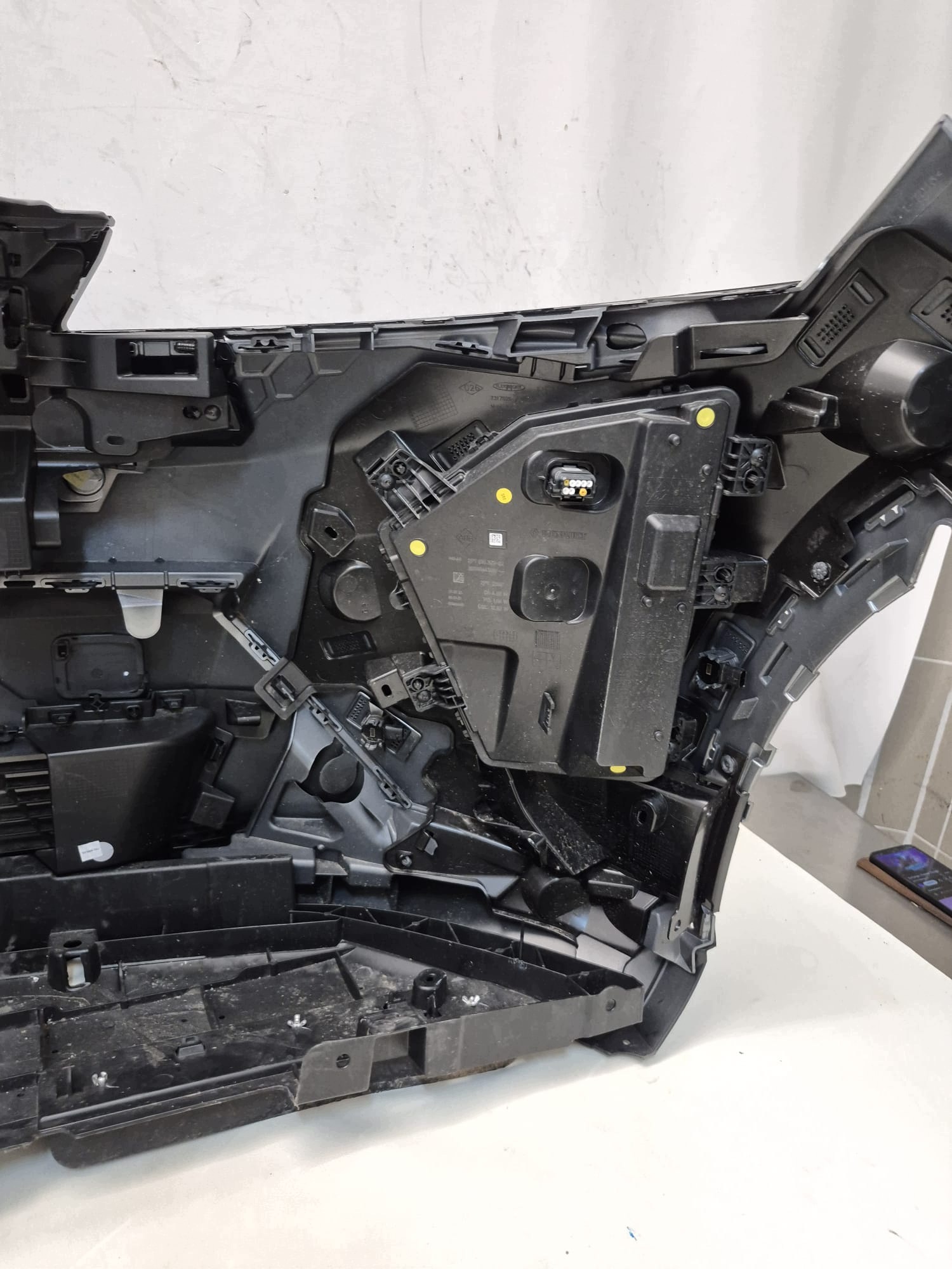 RENAULT SCENIC V 5 E-TECH 24- bumper front front PDC RADAR 620263121R