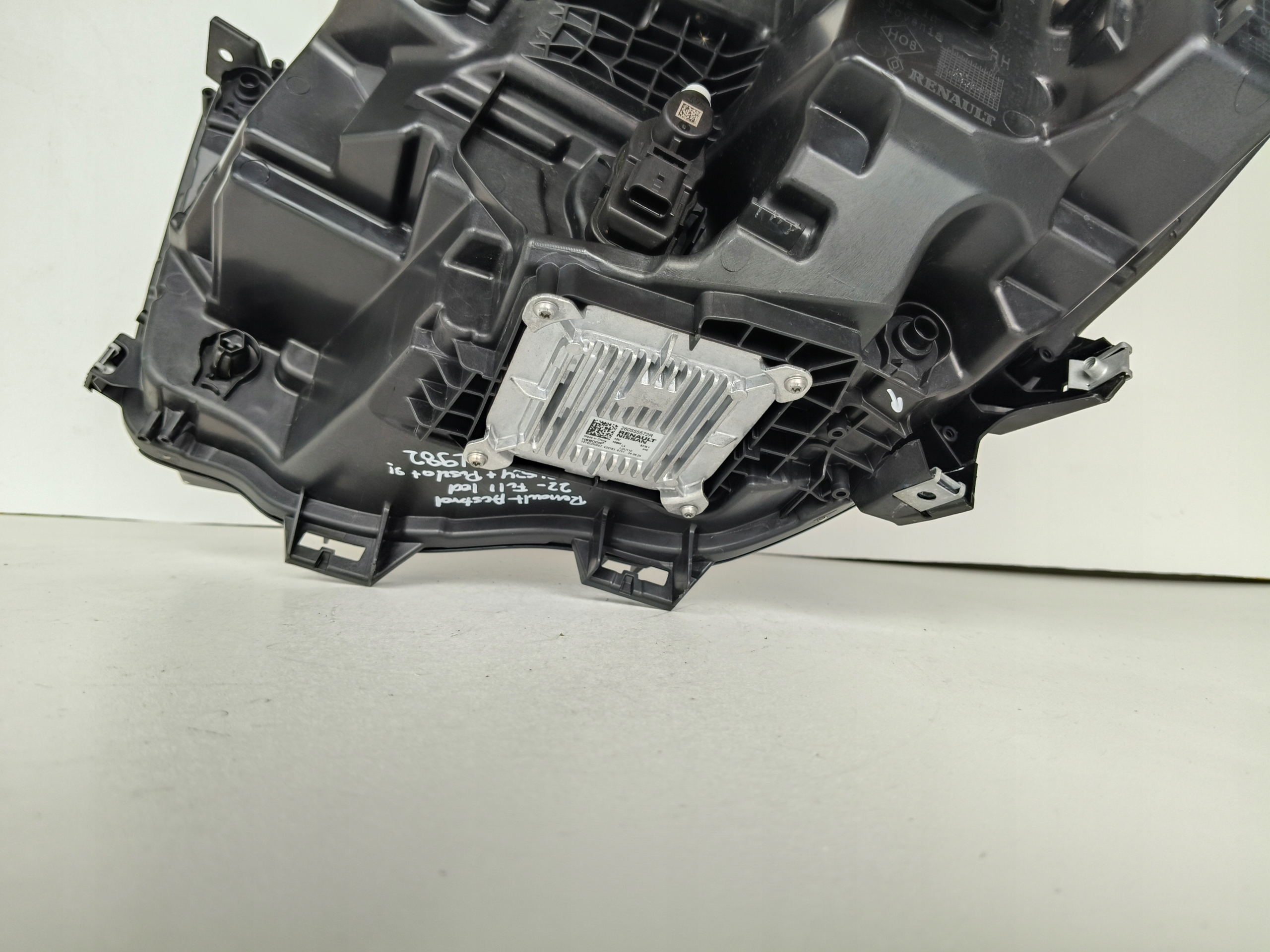 light right REFLEKTOR RENAULT AUSTRAL 23- FULL LED MATRIX