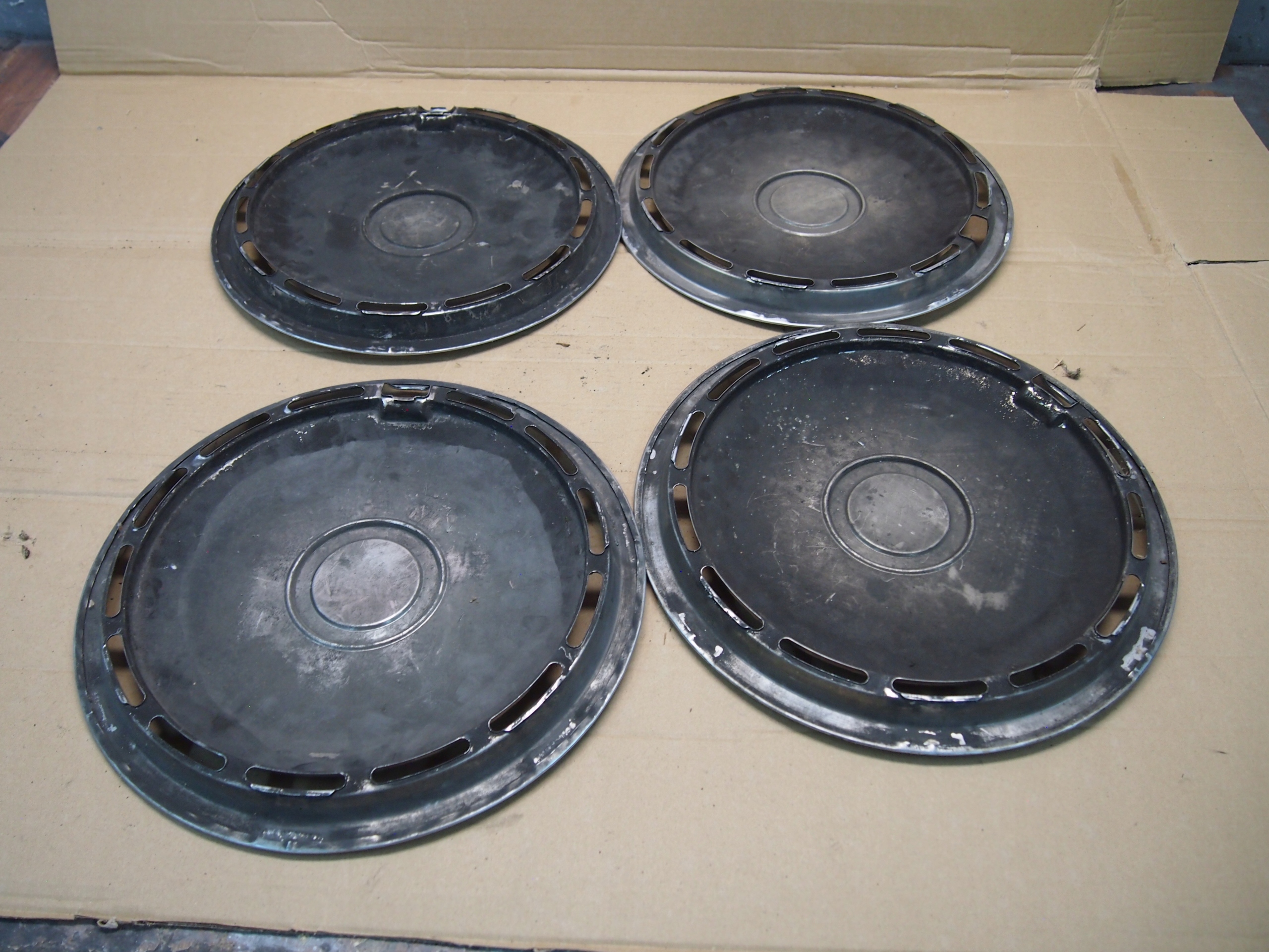 Bmw e30 e21 e28 Kołpaki metalowe 14 cali Rarytas 4 szt Typ samochodu Samochody osobowe