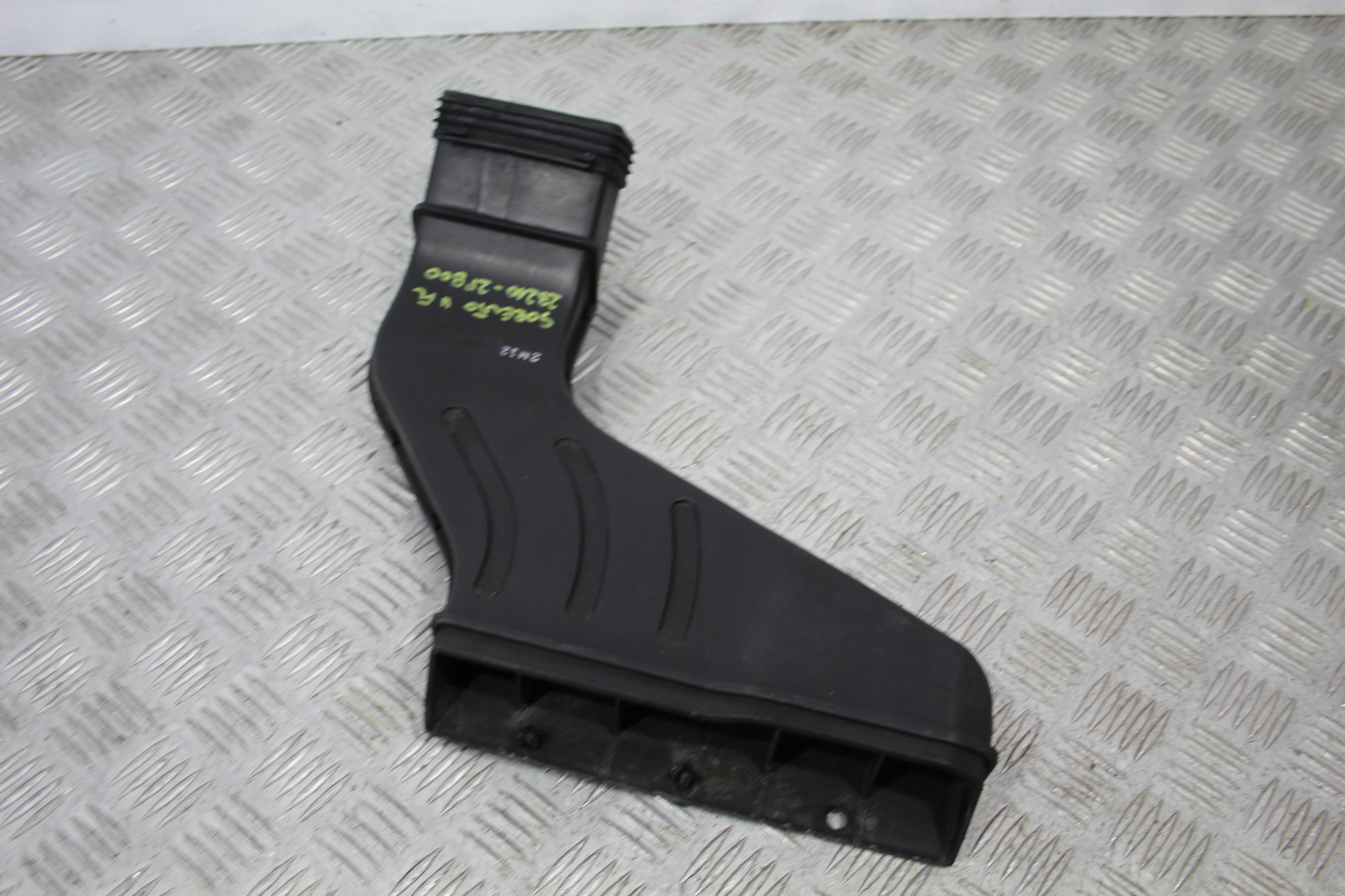 intake air KIA SORENTO II LIFT 28210-2P800