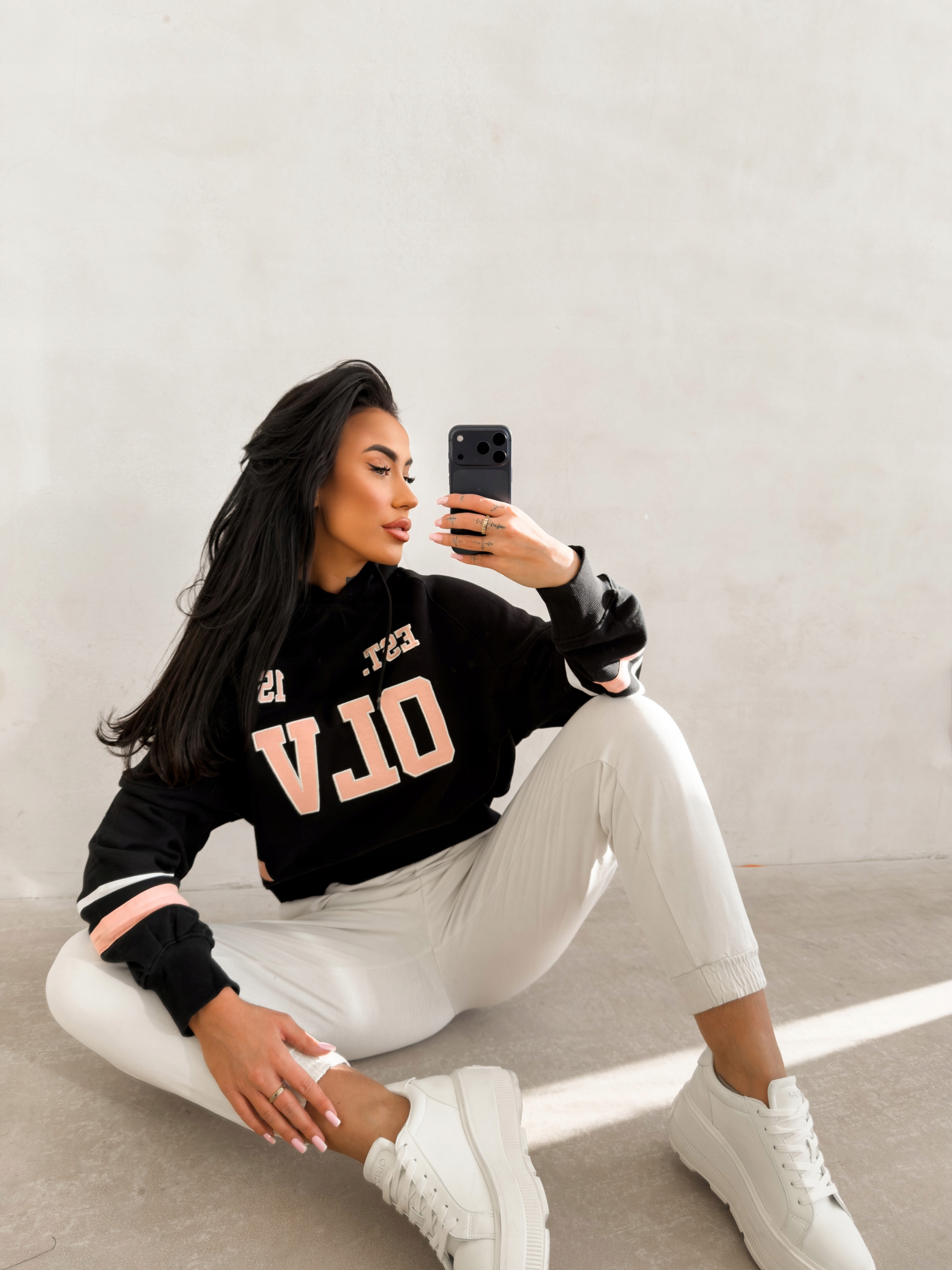 Mikina Grape O La Voga Černá L