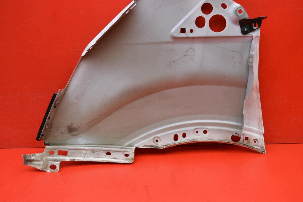 fender right front front white BK3116E128 FORD TRANSIT MK8 LIFT 14-26