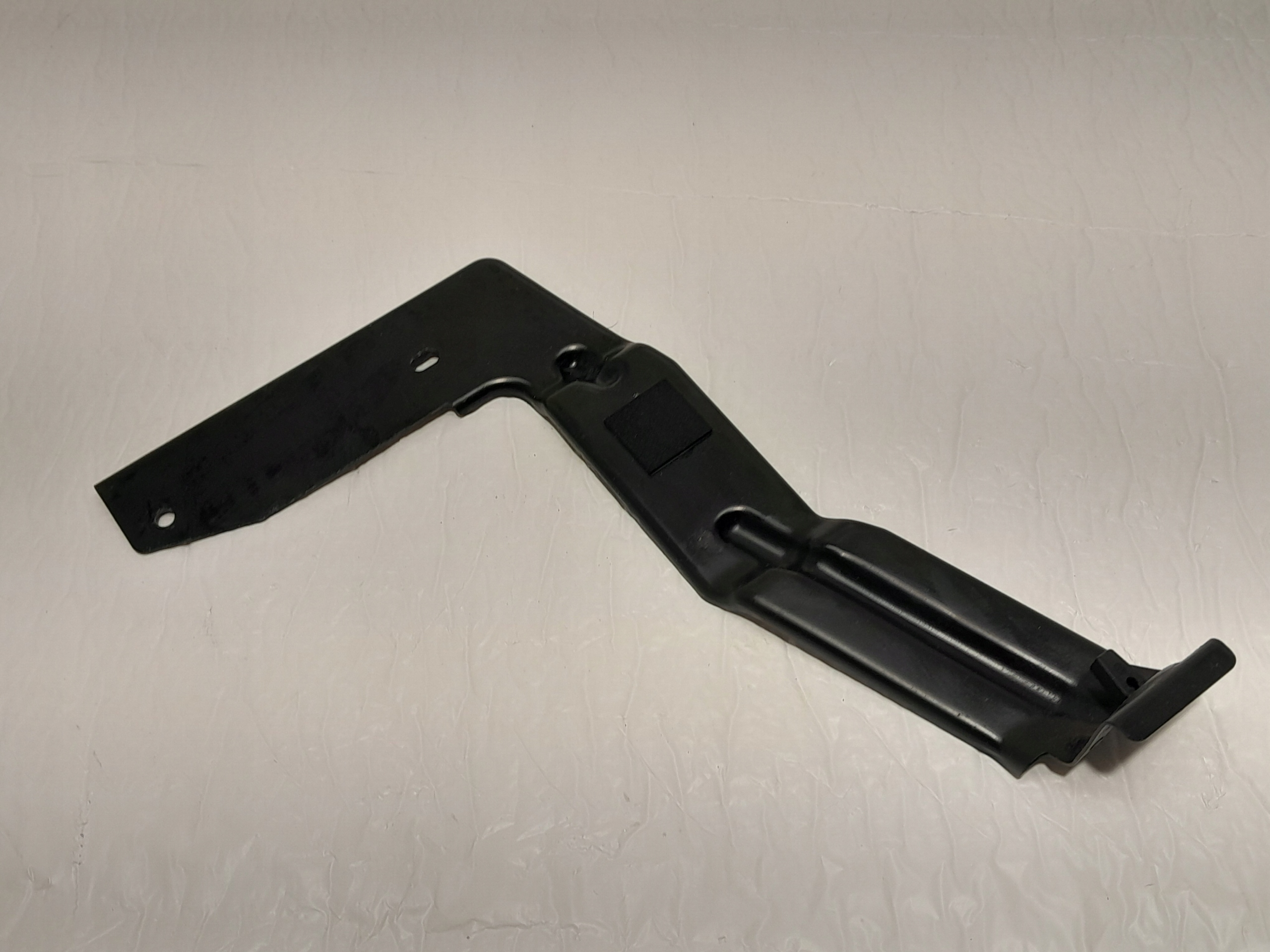 AUDI A4 B9 LIFT Berline Support Support plaque Pare choc Arrière 8W5807329A