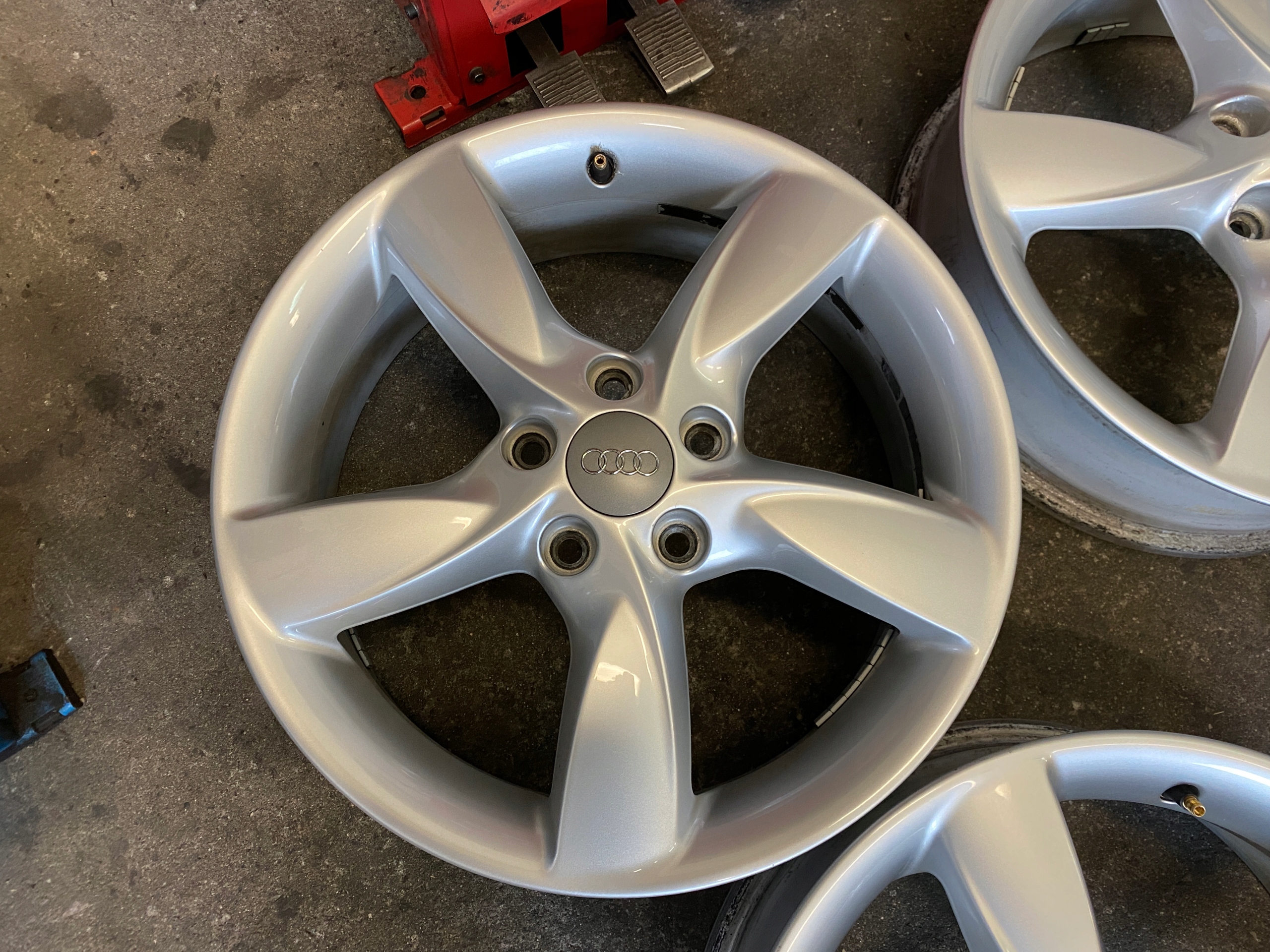 discs 17 Audi 8V0071497 6x17'' et48 5x112