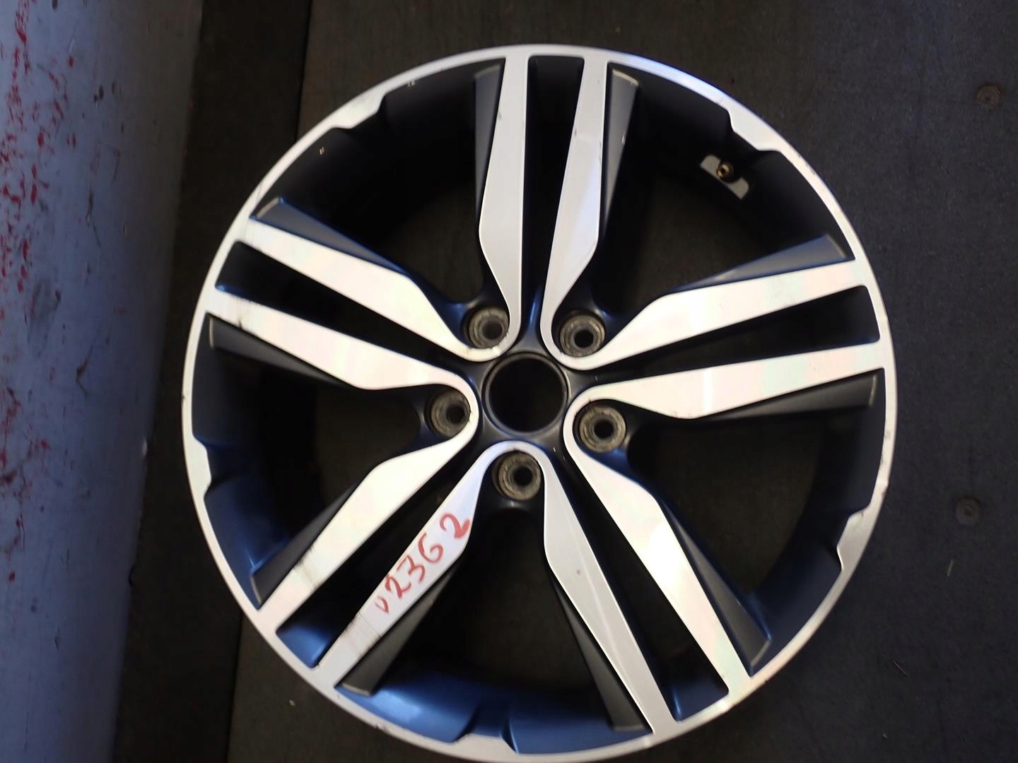 disk disk KIA 5x114,3 ET55 7,5J 18" 52910-B2400
