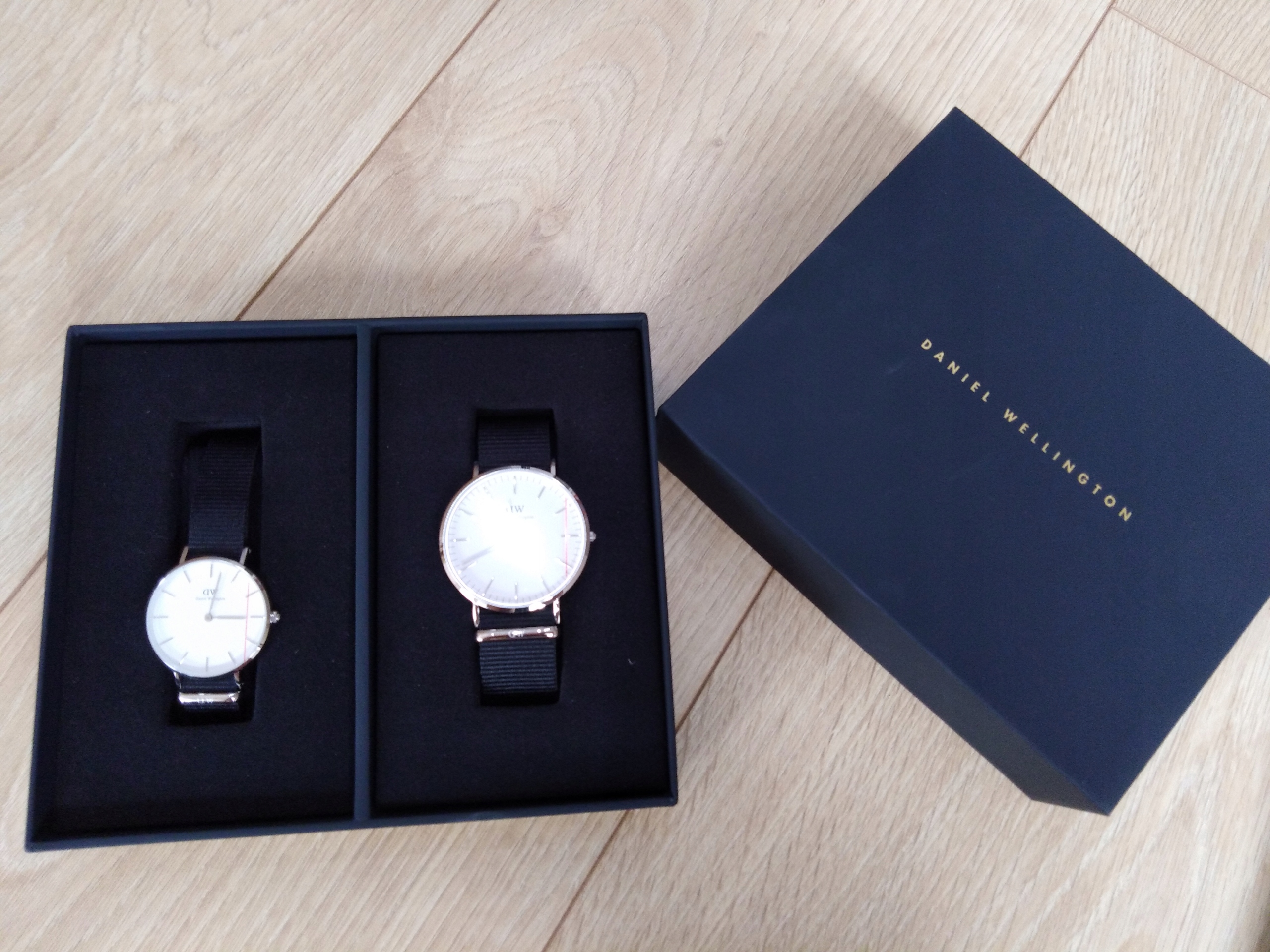 Daniel Wellington dámské hodinky DW00500900
