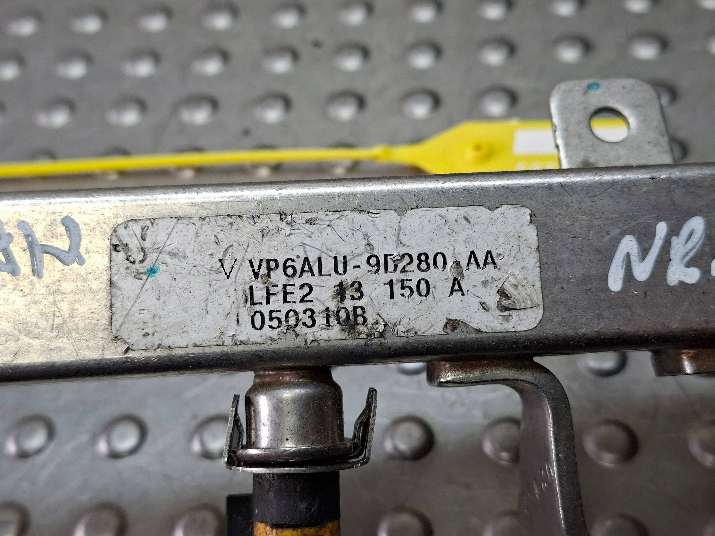 Rampe injection Injecteurs MAZDA 6 GH 08- 2.0i 0280158103