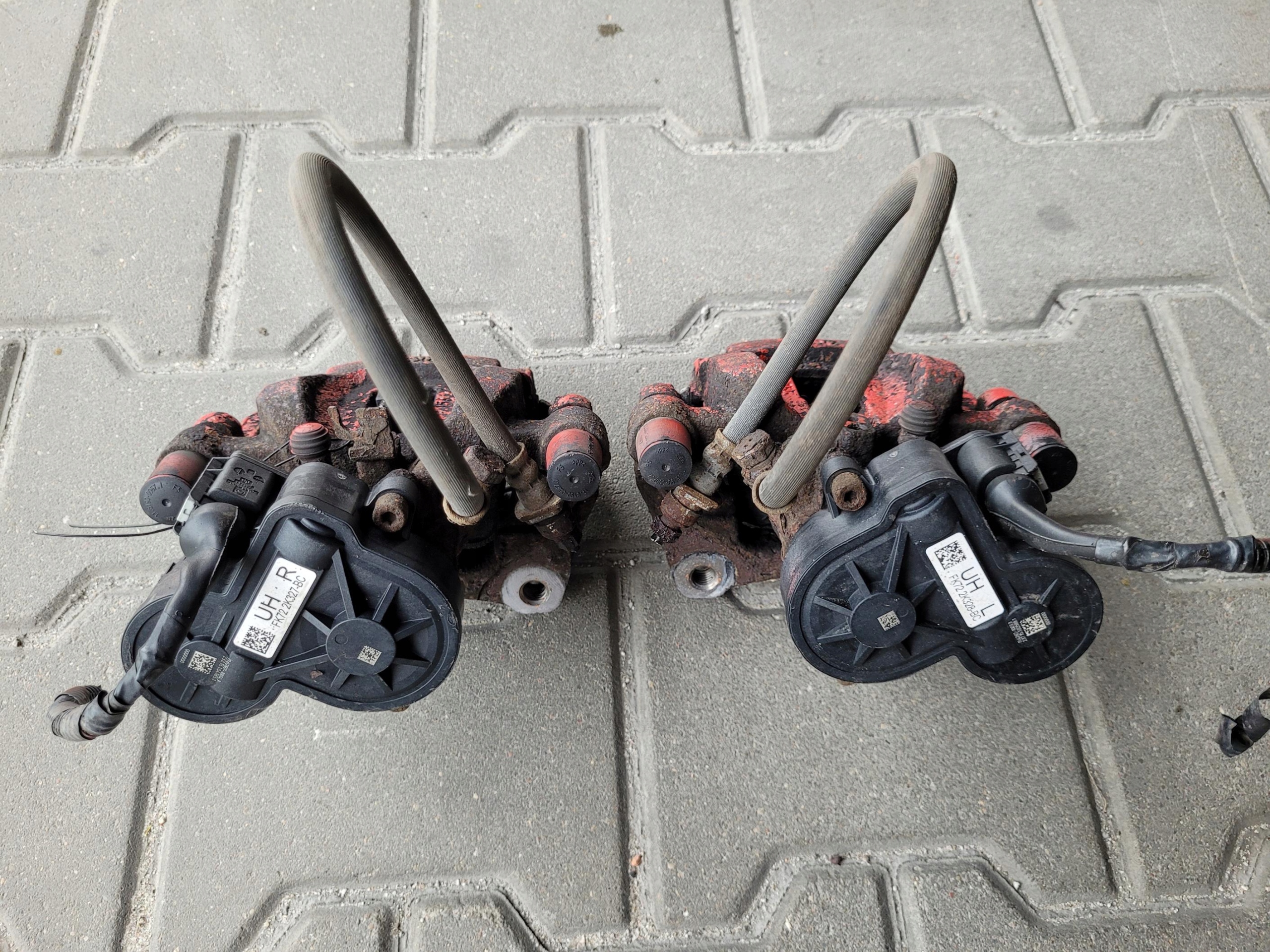 caliper rear part rear left JAGUAR XF II X260 2.0 D