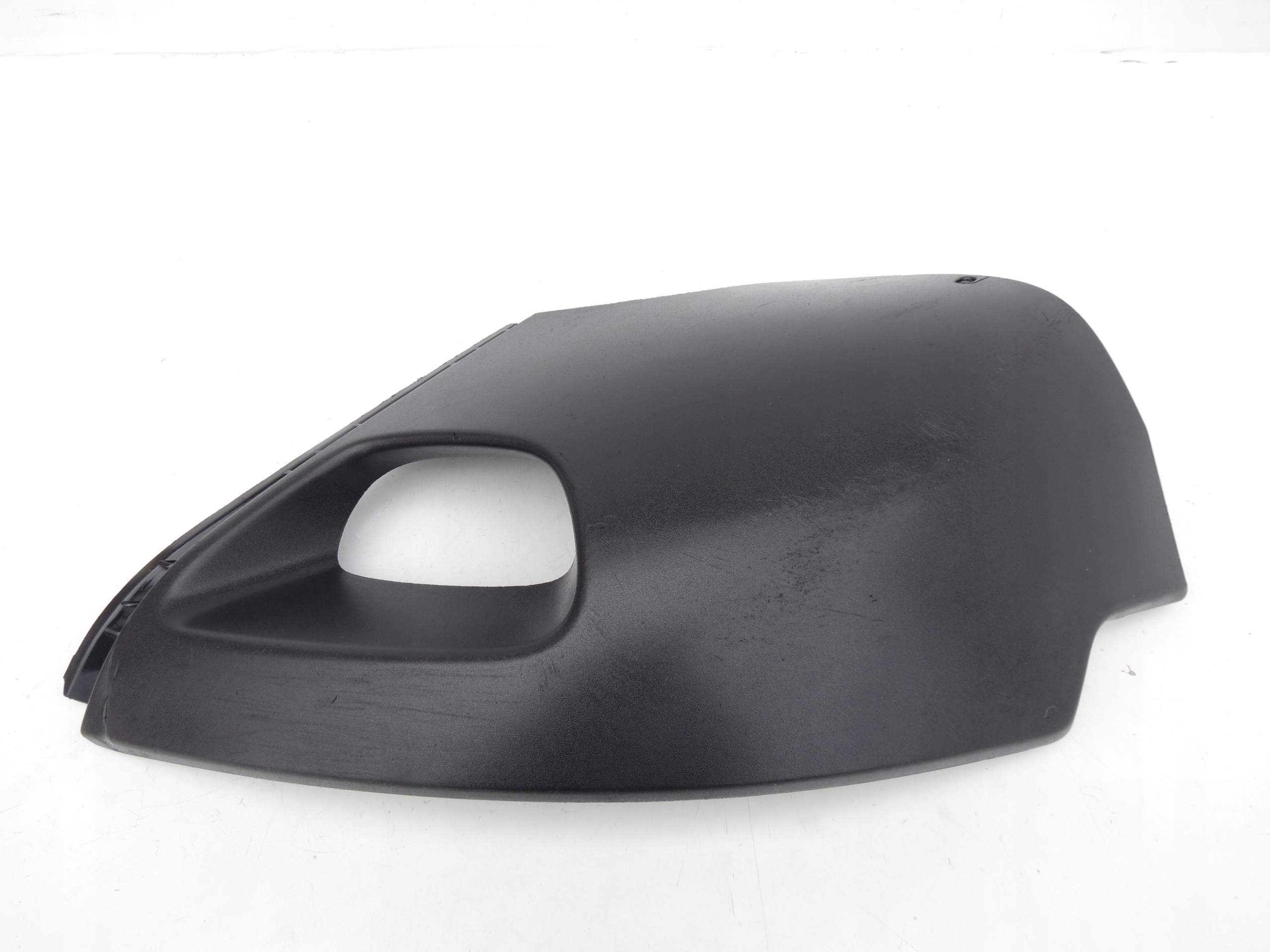 corner side of a bumper right front front 30678951 VOLVO XC90 and