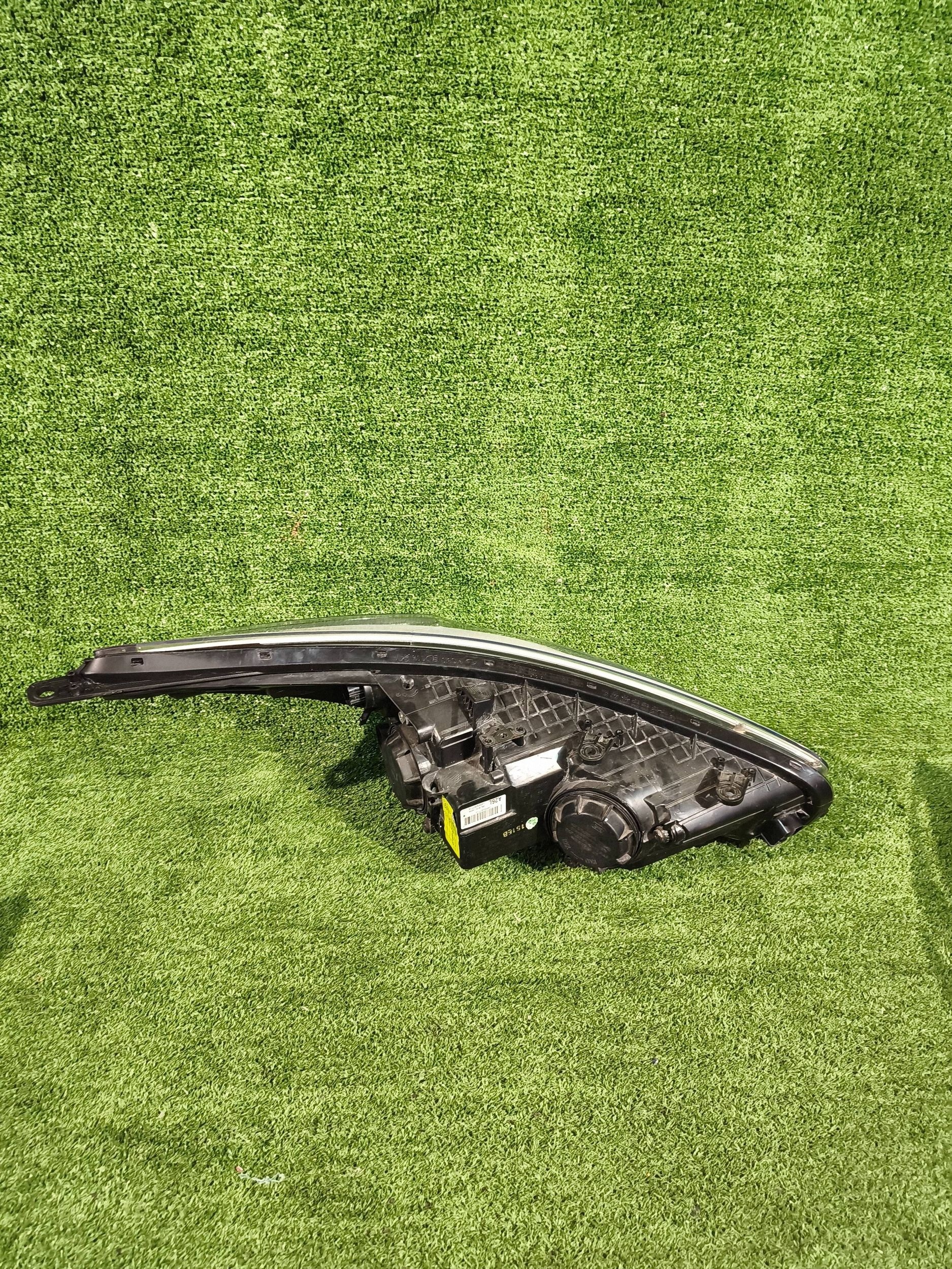 REFLEKTOR left front KIA CEED II 12- XENON NR.R1496