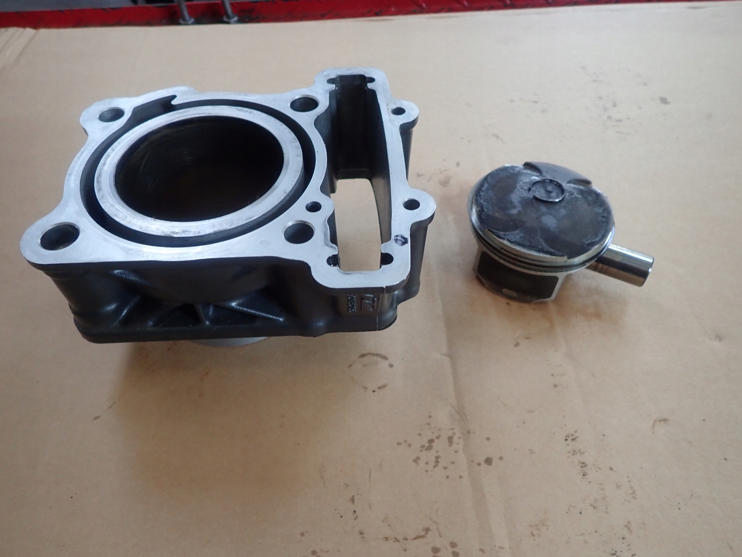 90130150 - KTM 200 Duke RC цилиндр поршень 72 мм