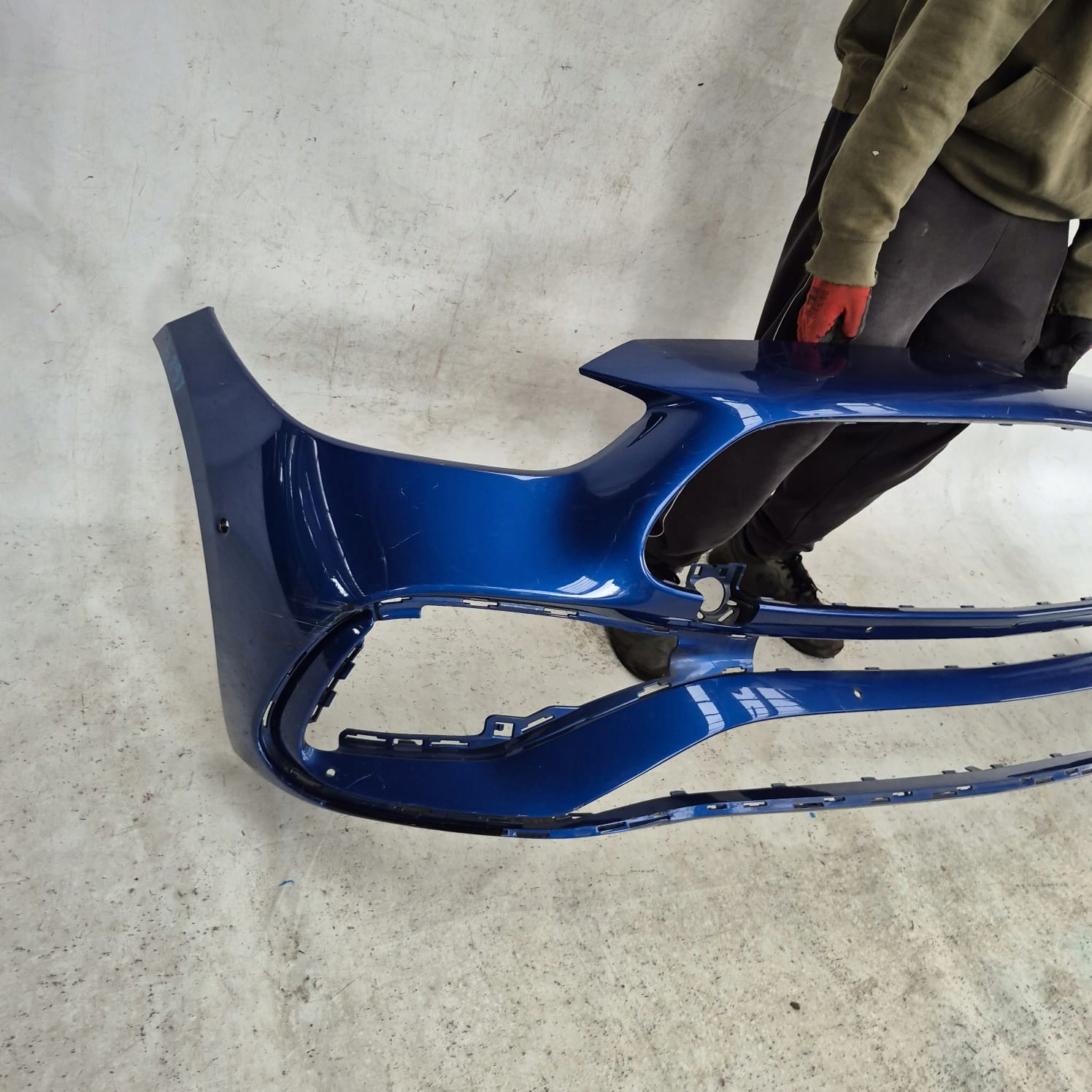 MERCEDES C-KLASA W206 AMG 21- bumper front front PDC A2068858401