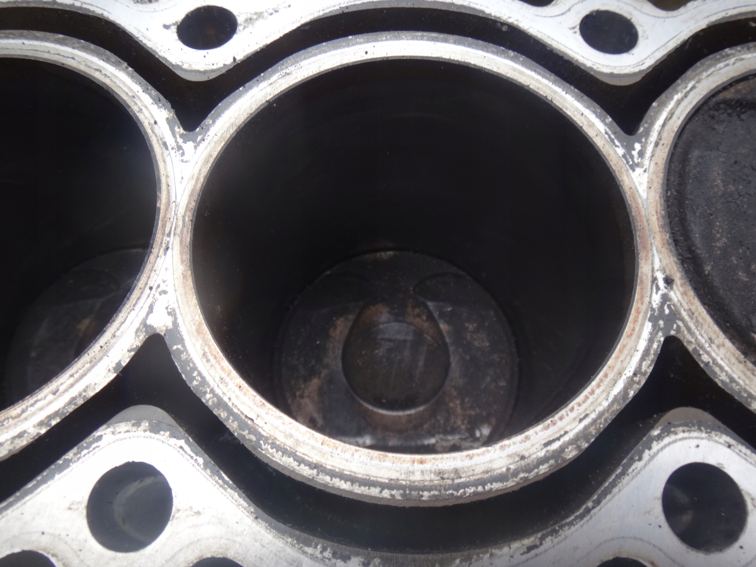 DÓŁ SILNIKA BLOK WAŁ TŁOKI MINI COOPER S R55 R56 R57 N14B16AB N14 1.6THP Numery katalogowe zamienników 1.6 T