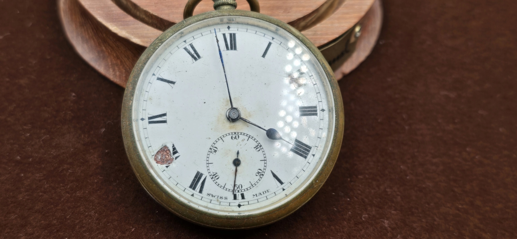 STARY ZEGAREK KIESZONKOWY LAPIVE NAKRĘCANY KLUCZYKIEM SWISS MADE