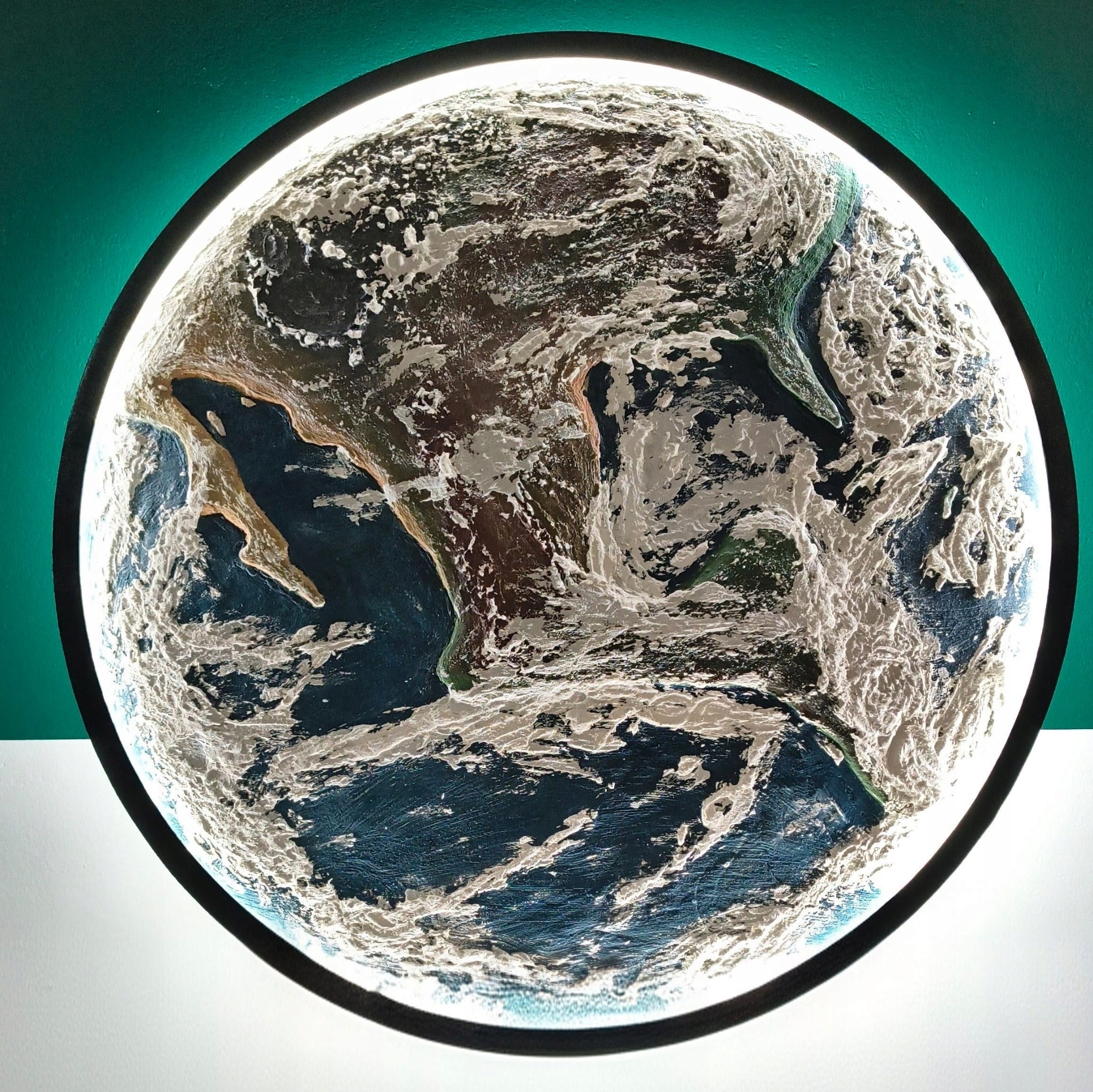 Plochá socha na zeď| Ø 60 cm Dekorace Země Led Přední a zadní strana