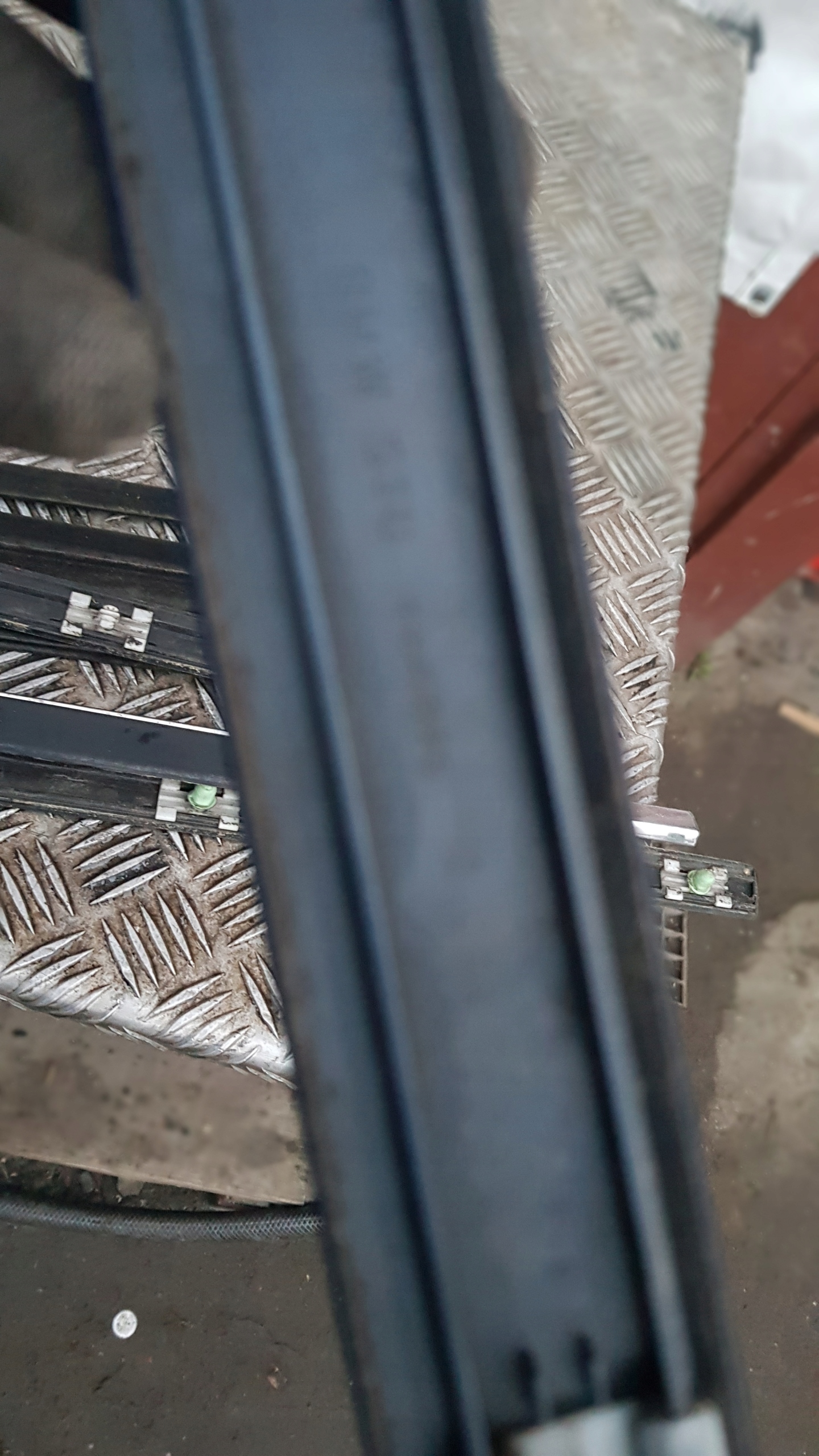 BMW E39 moulding door left rear part