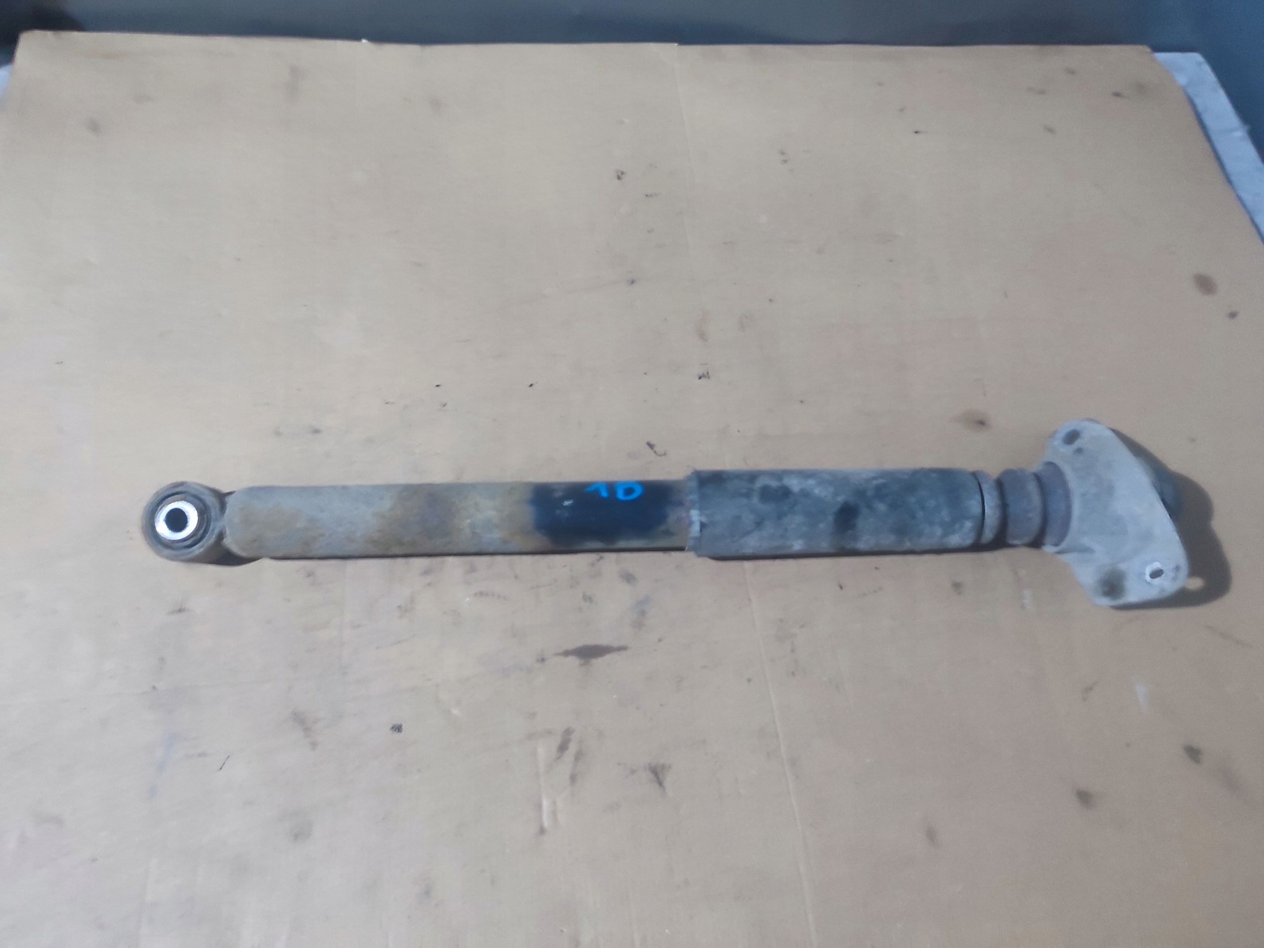 Stoßdämpfer heck hinten volkswagen Jetta VI 5C