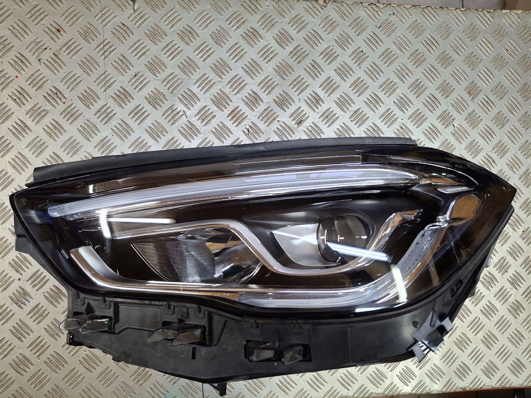 light left front FULL LED PERFORMANCE MERCEDES GLA II W247 2019R->