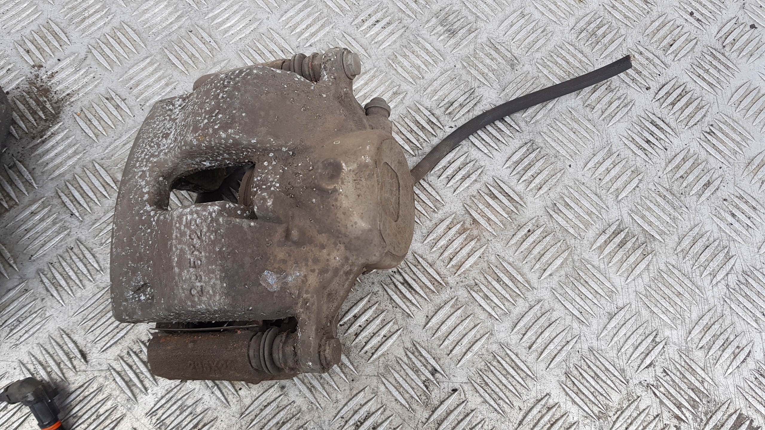 MERCEDES W212 2.2 CDI caliper brake right left front 295X28
