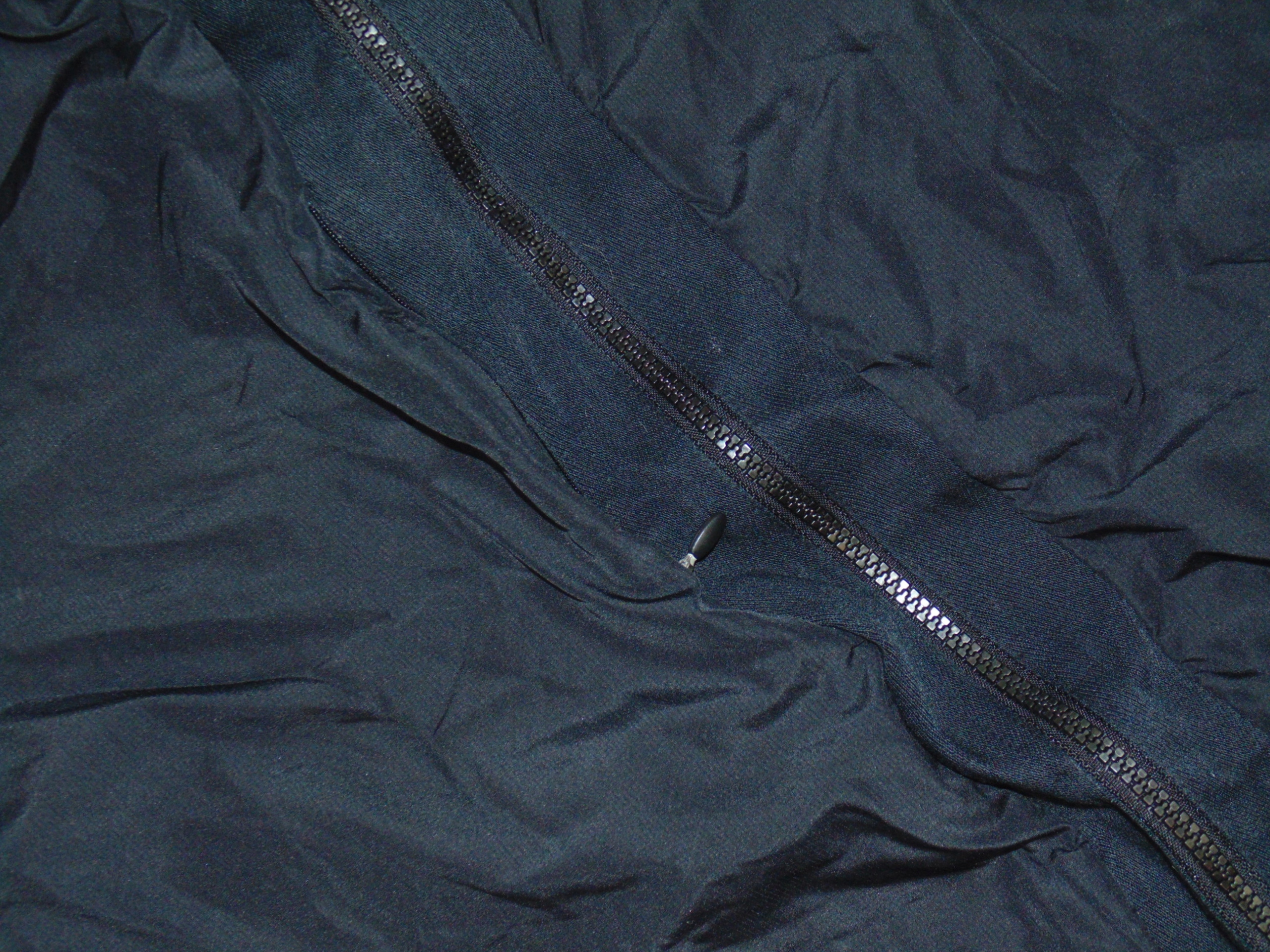 ASICS MOTION PROTECT DAMSKA KURTECZKA SPORTOWA _ M Kolor dominujący czarny